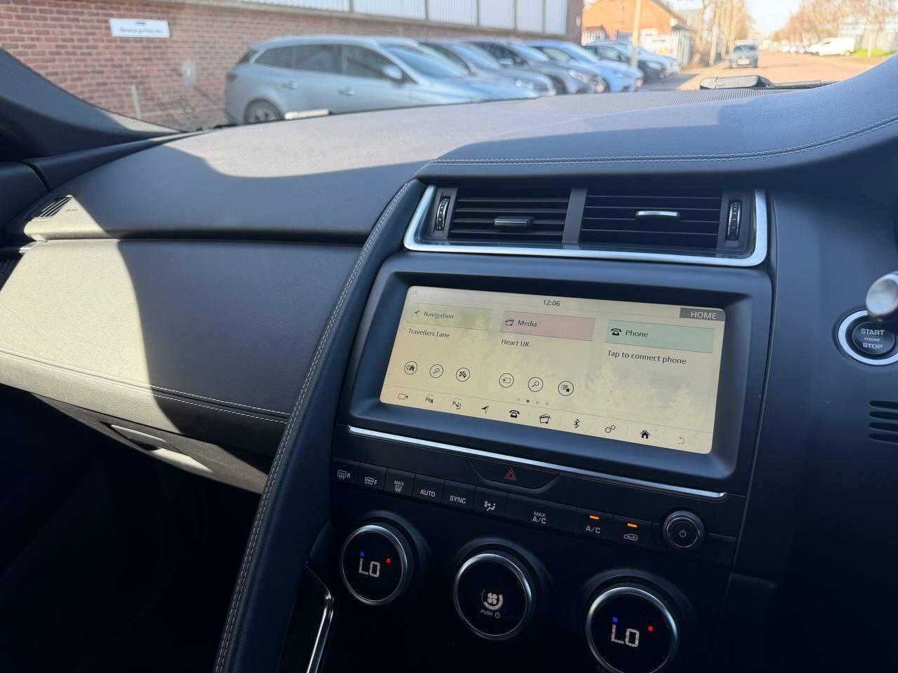 Jaguar E-Pace view 35