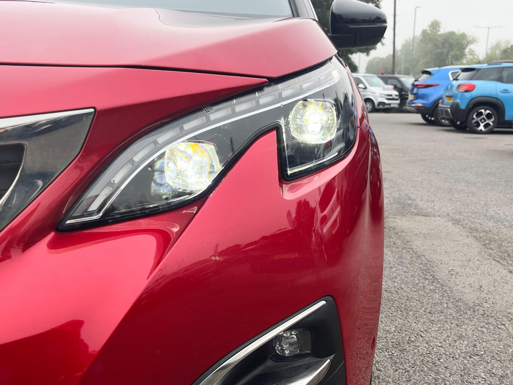 Peugeot 3008 view 15