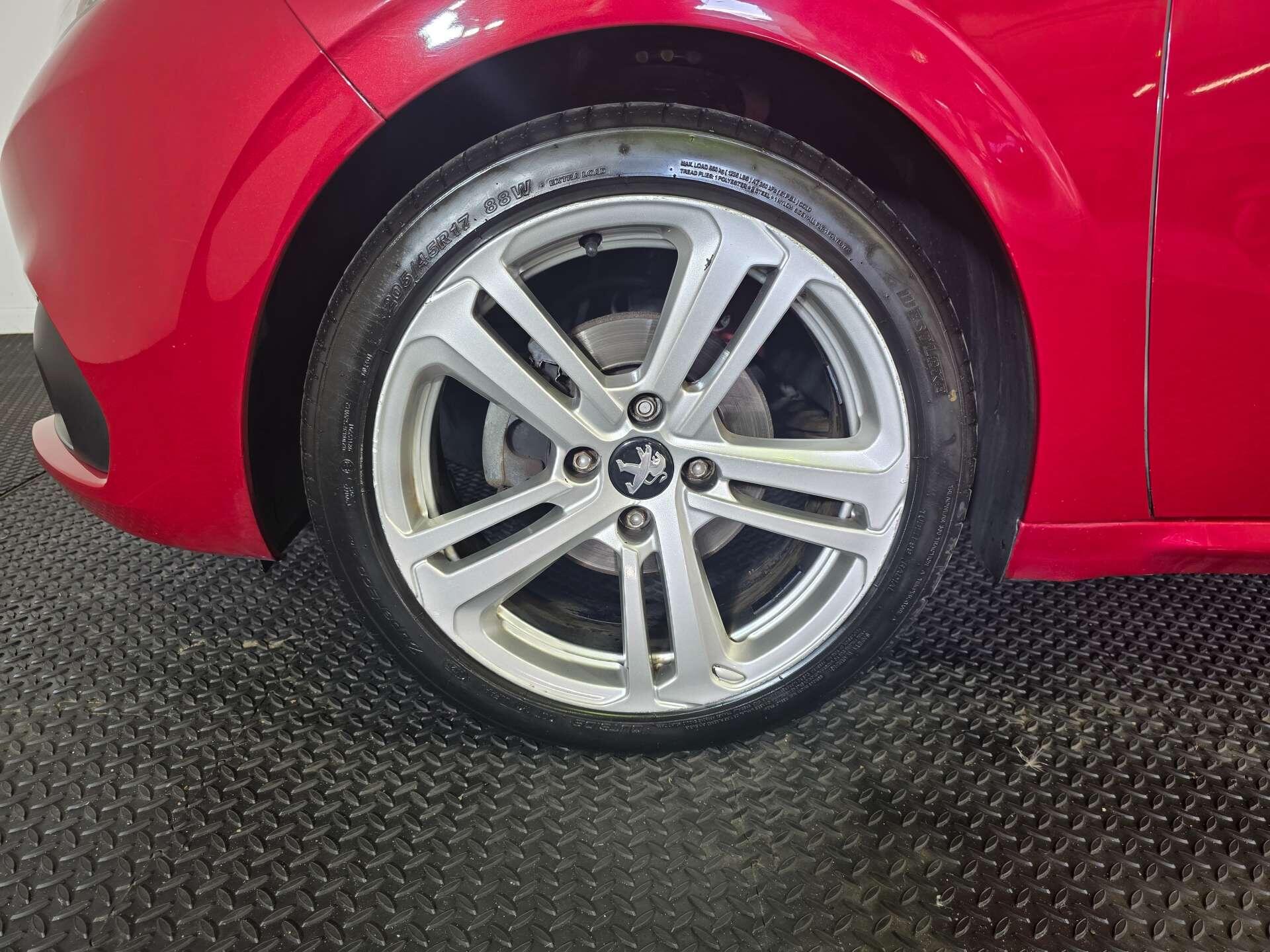 Peugeot 208 view 52