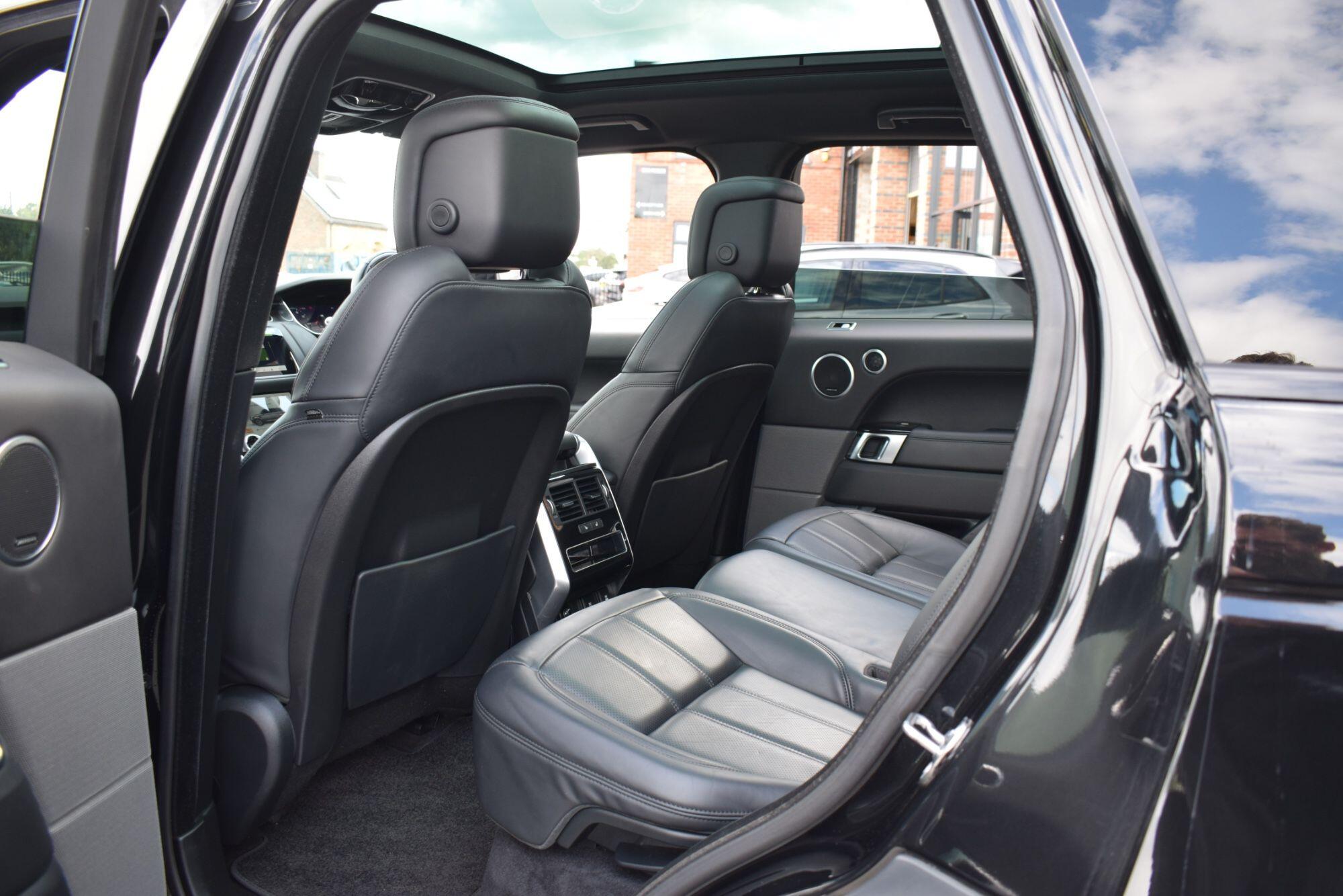 Land Rover Range Rover Sport view 30