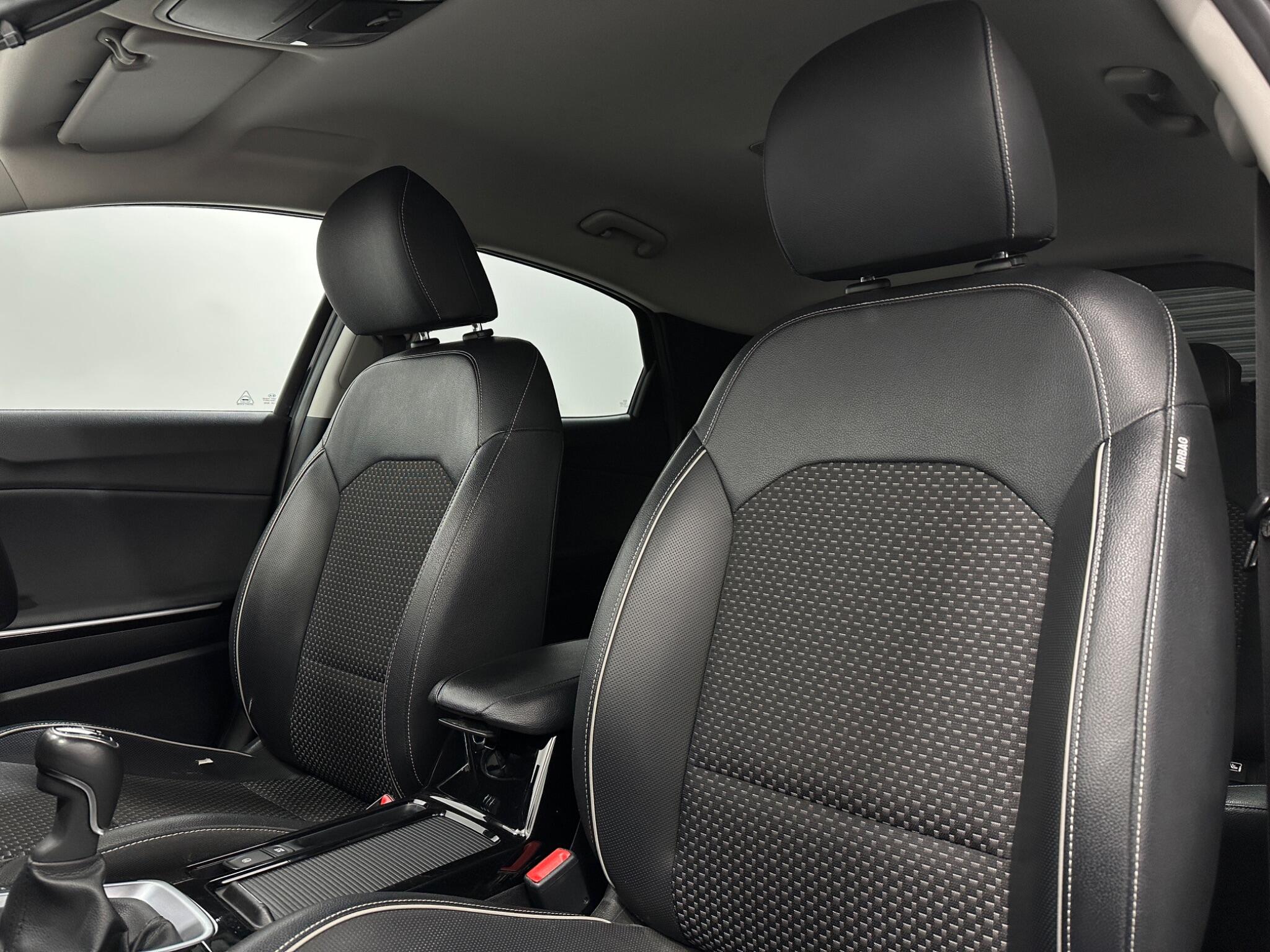 Kia XCeed view 34