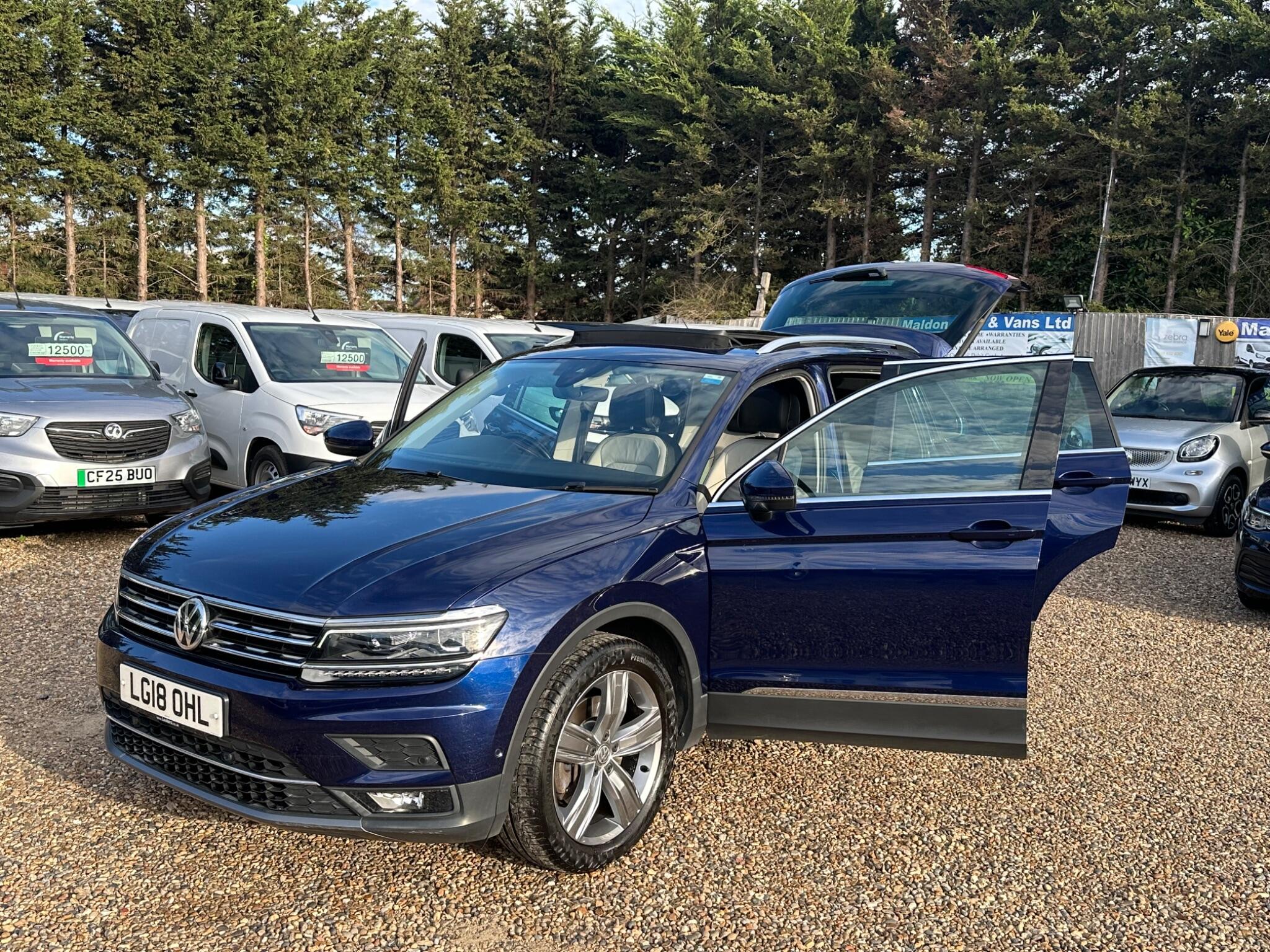 Volkswagen Tiguan view 22