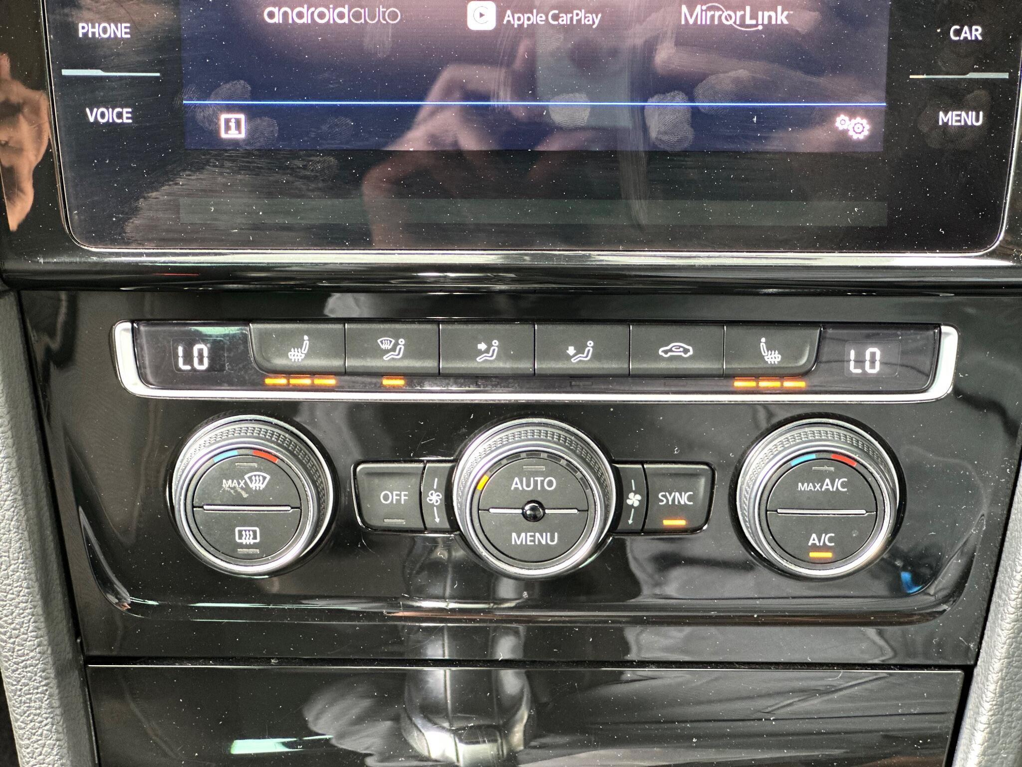 Volkswagen Golf view 25