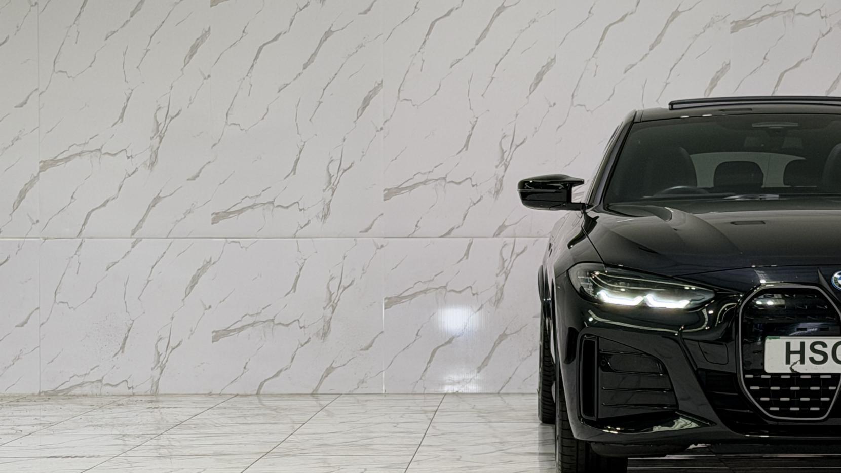 BMW I4 view 31