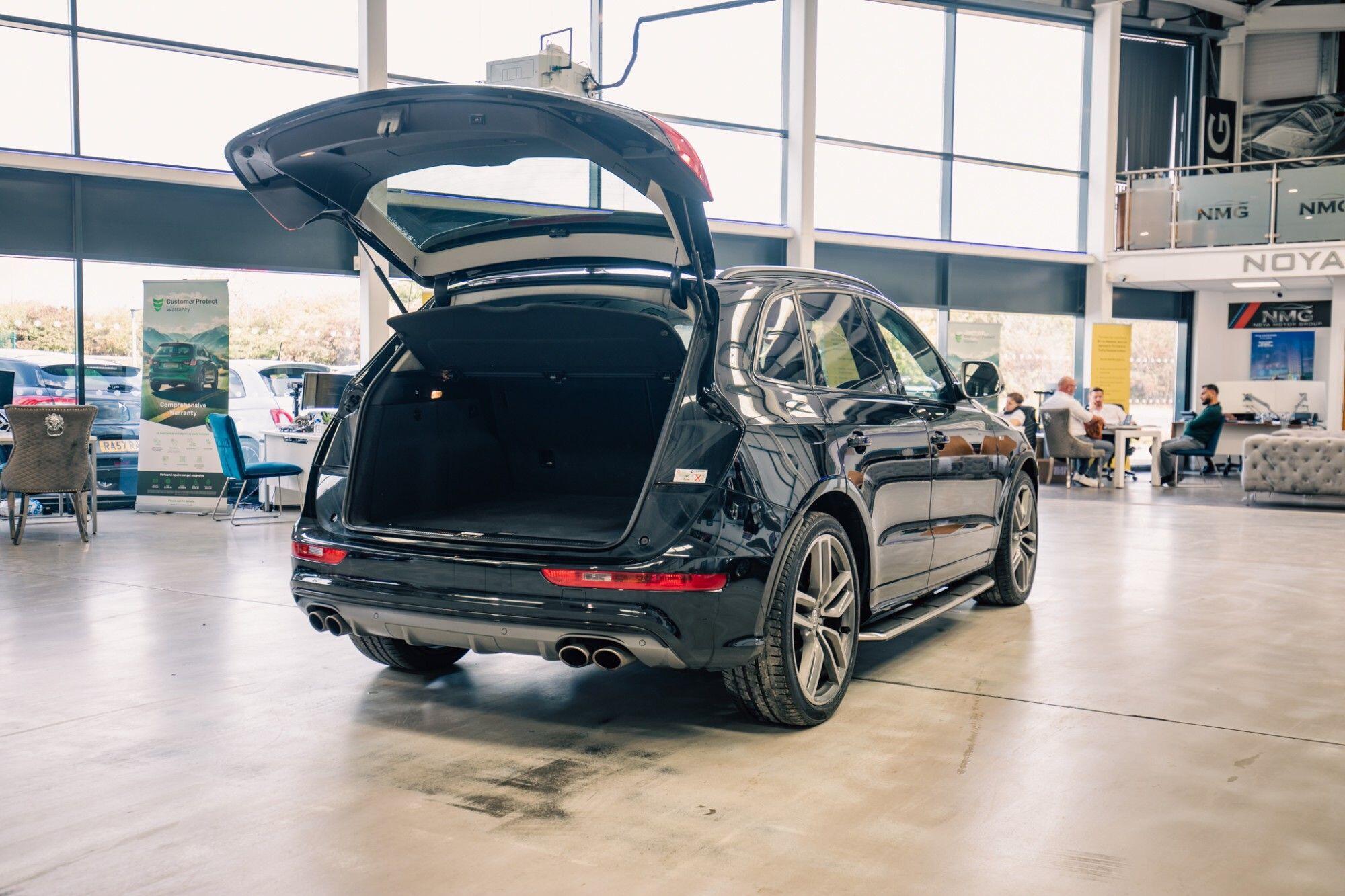 Audi SQ5 view 35