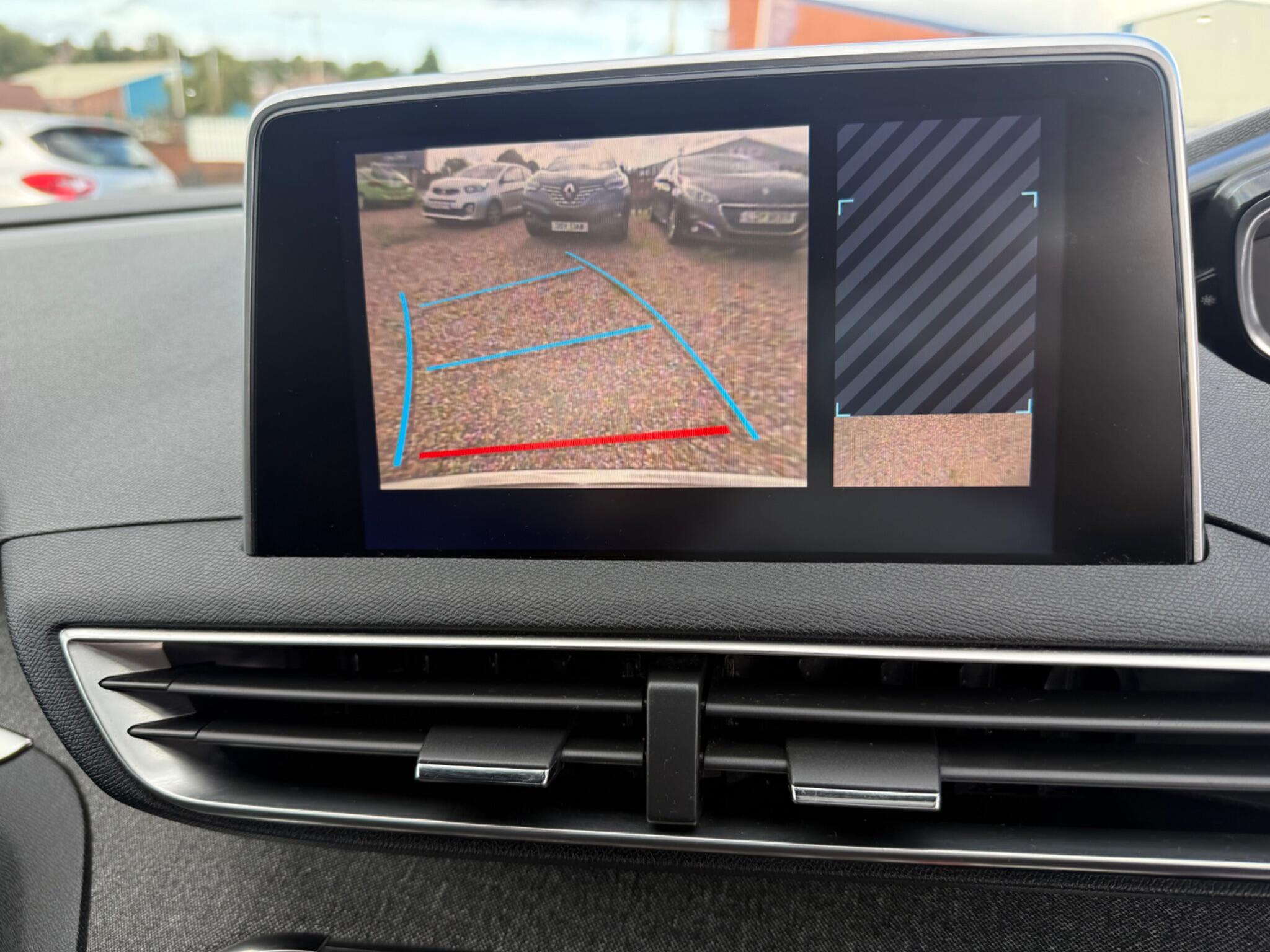 Peugeot 3008 view 29