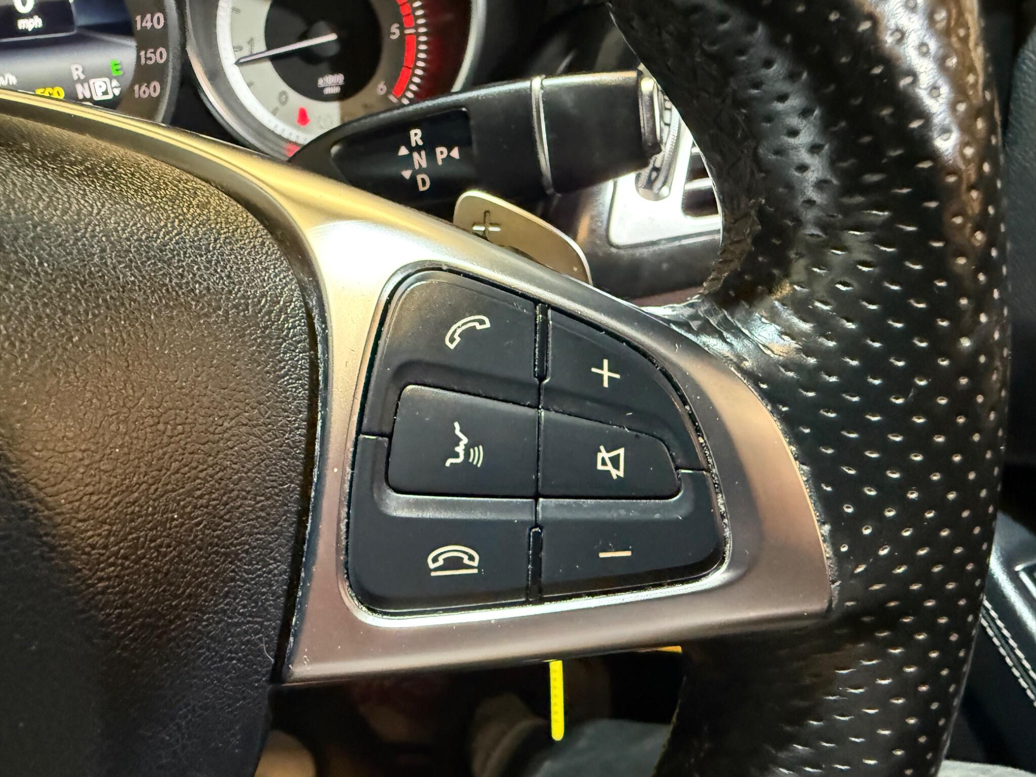 Mercedes-Benz CLS view 28