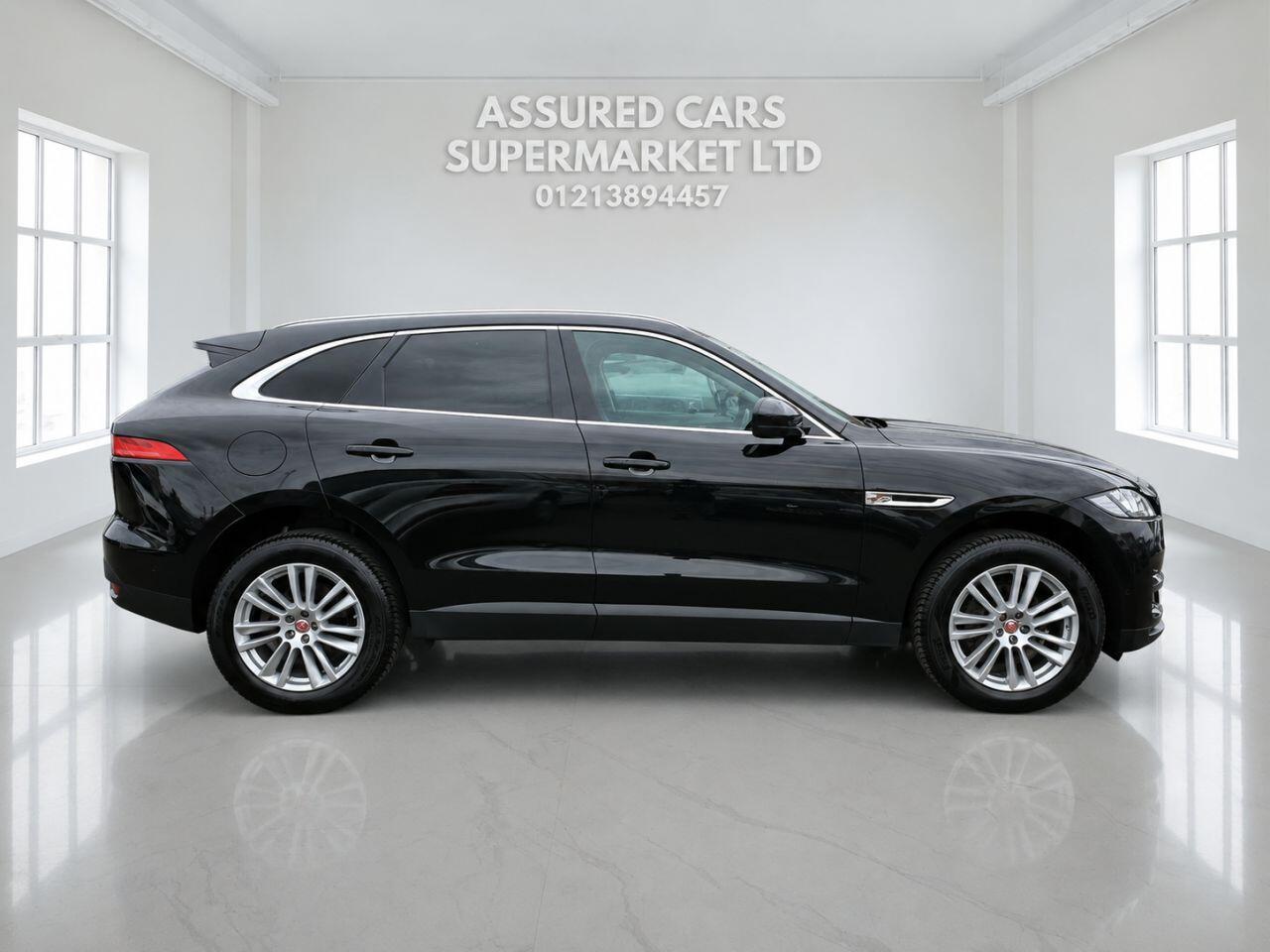Jaguar F-Pace view 7