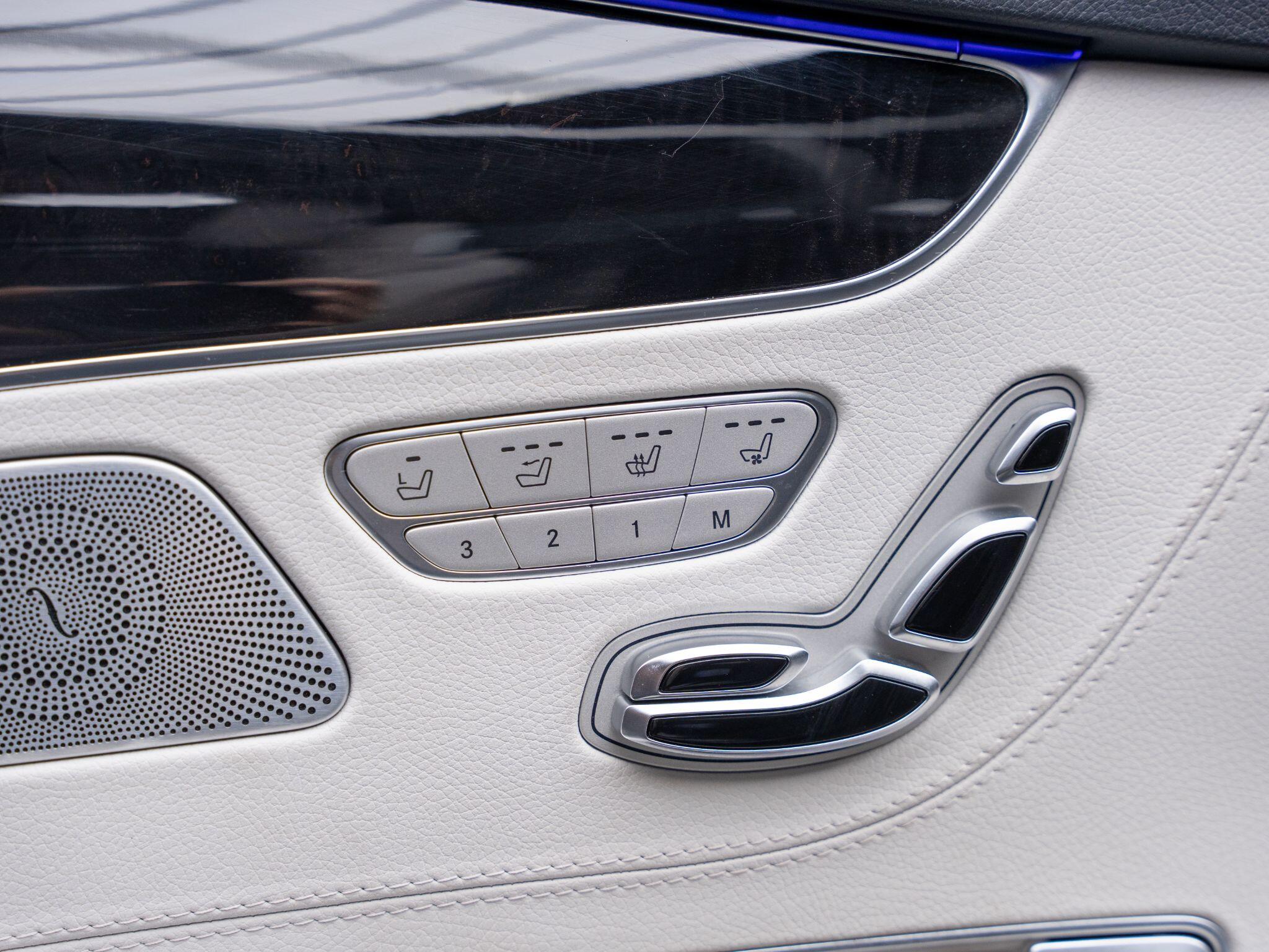 Mercedes-Benz S-Class view 10