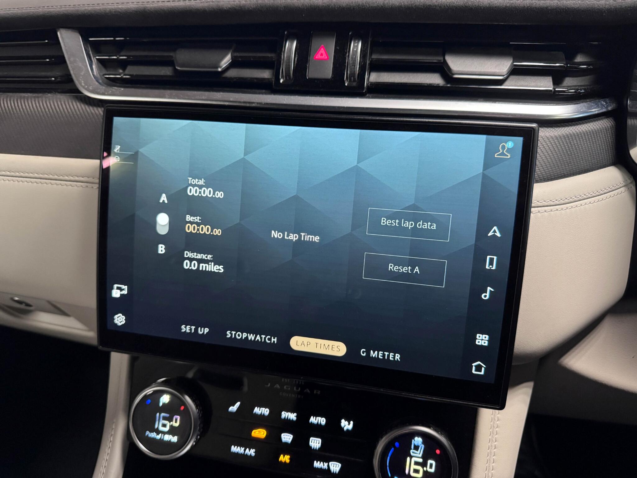 Jaguar F-Pace view 50