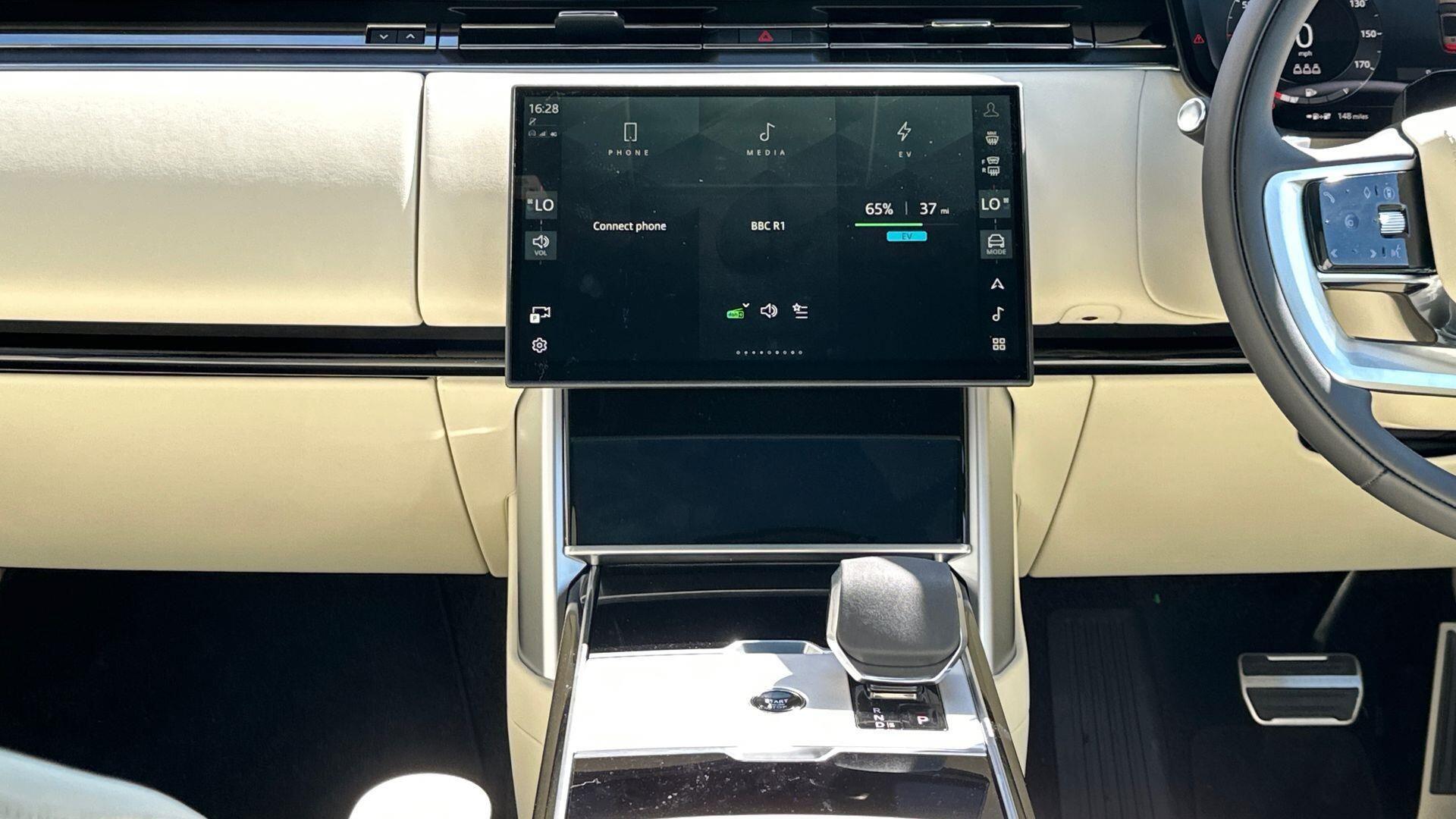 Land Rover Range Rover view 14