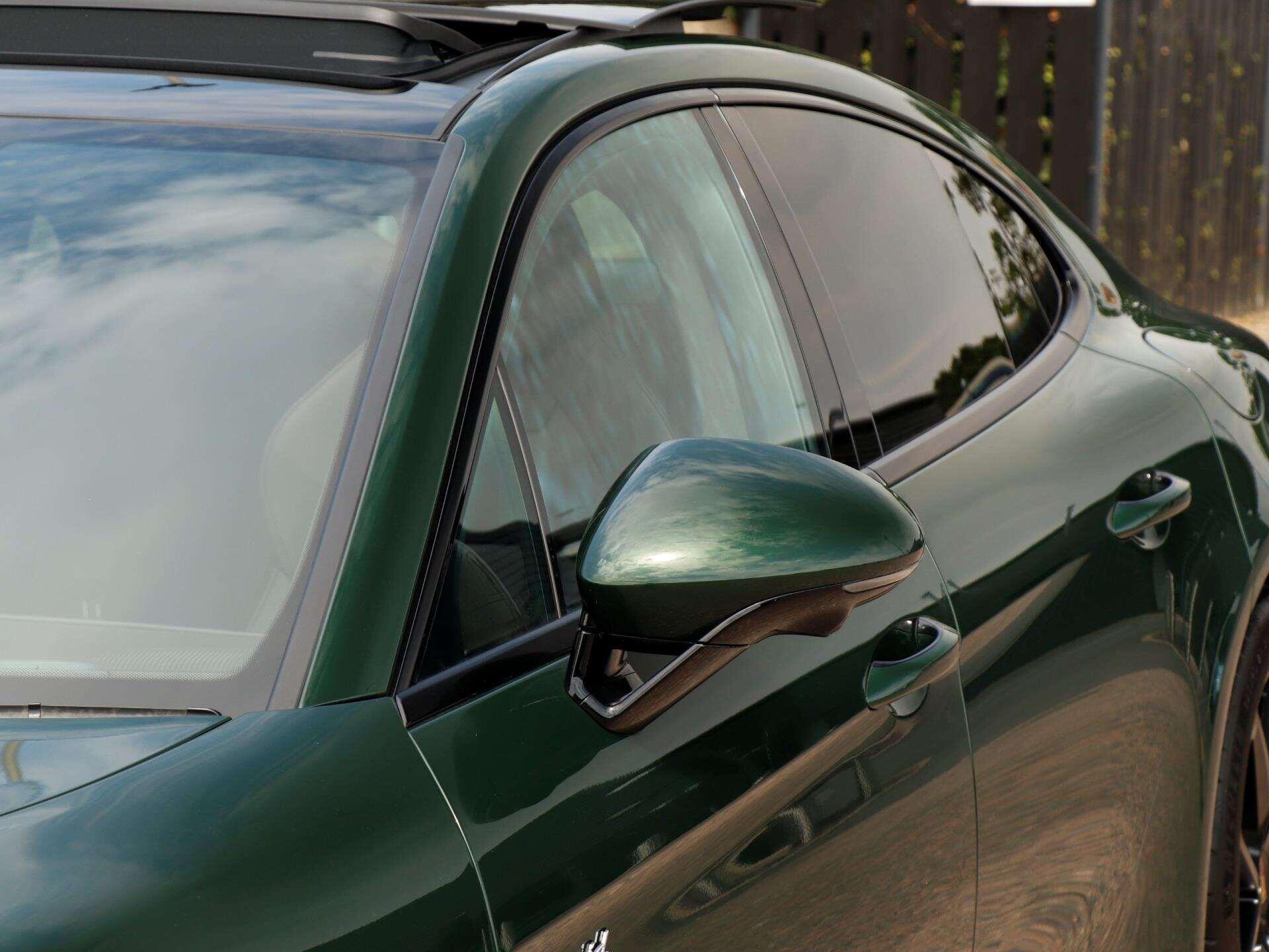 Porsche Panamera view 37