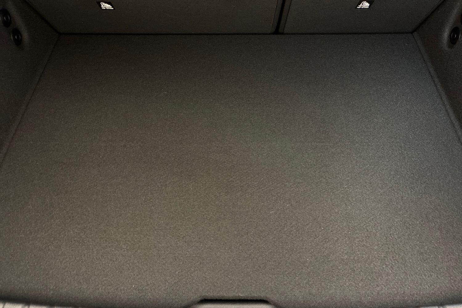 BMW 1 Series view 14
