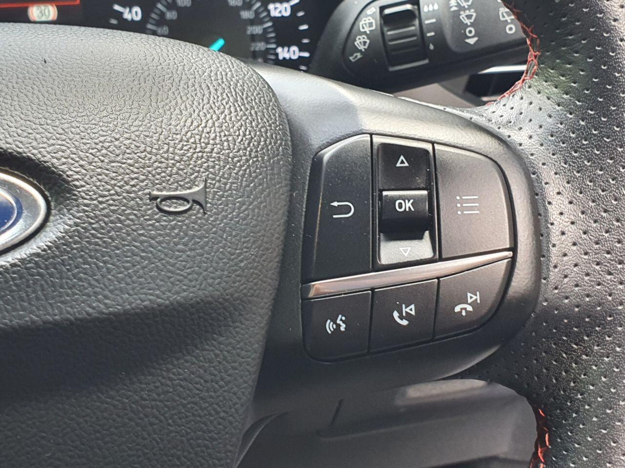 Ford Focus view 32