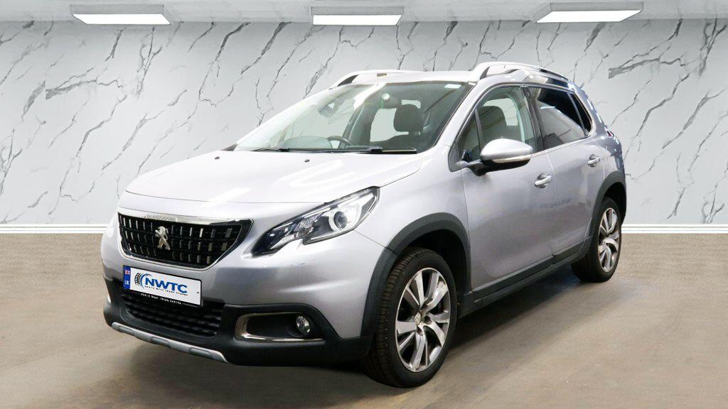 Peugeot 2008 view 5