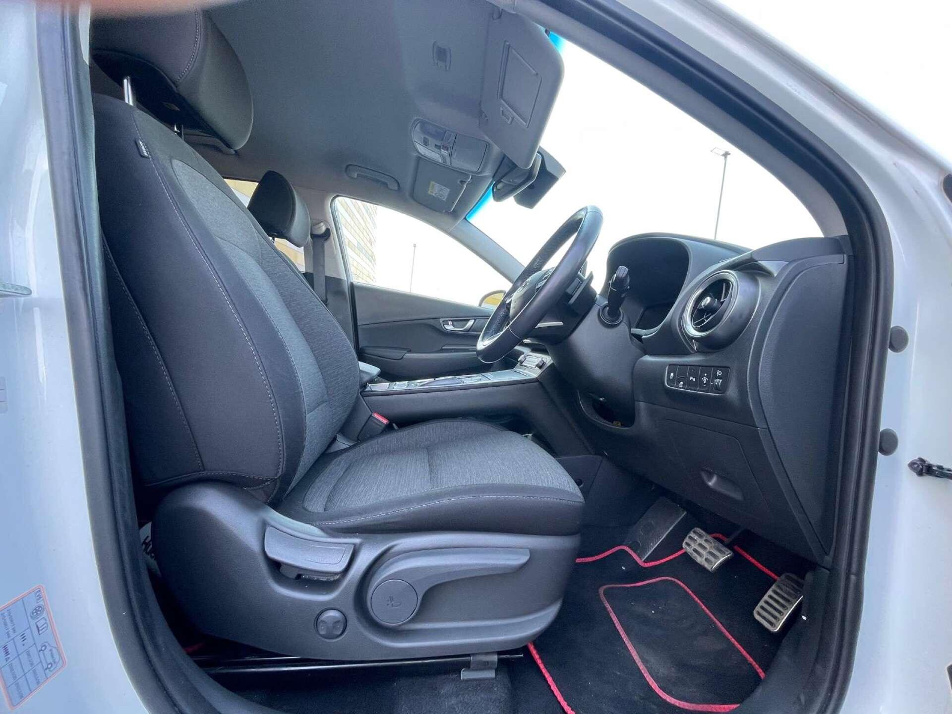 Hyundai Kona view 29