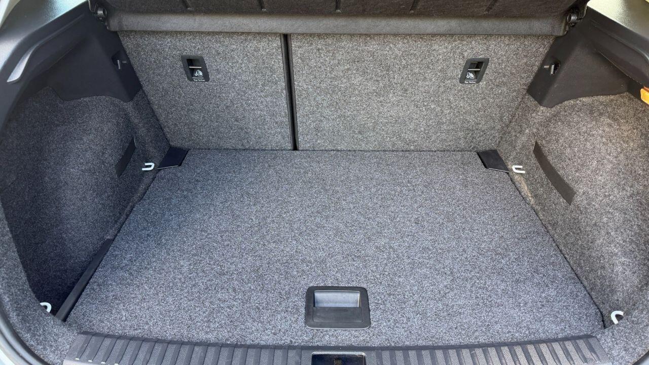Seat Arona view 36