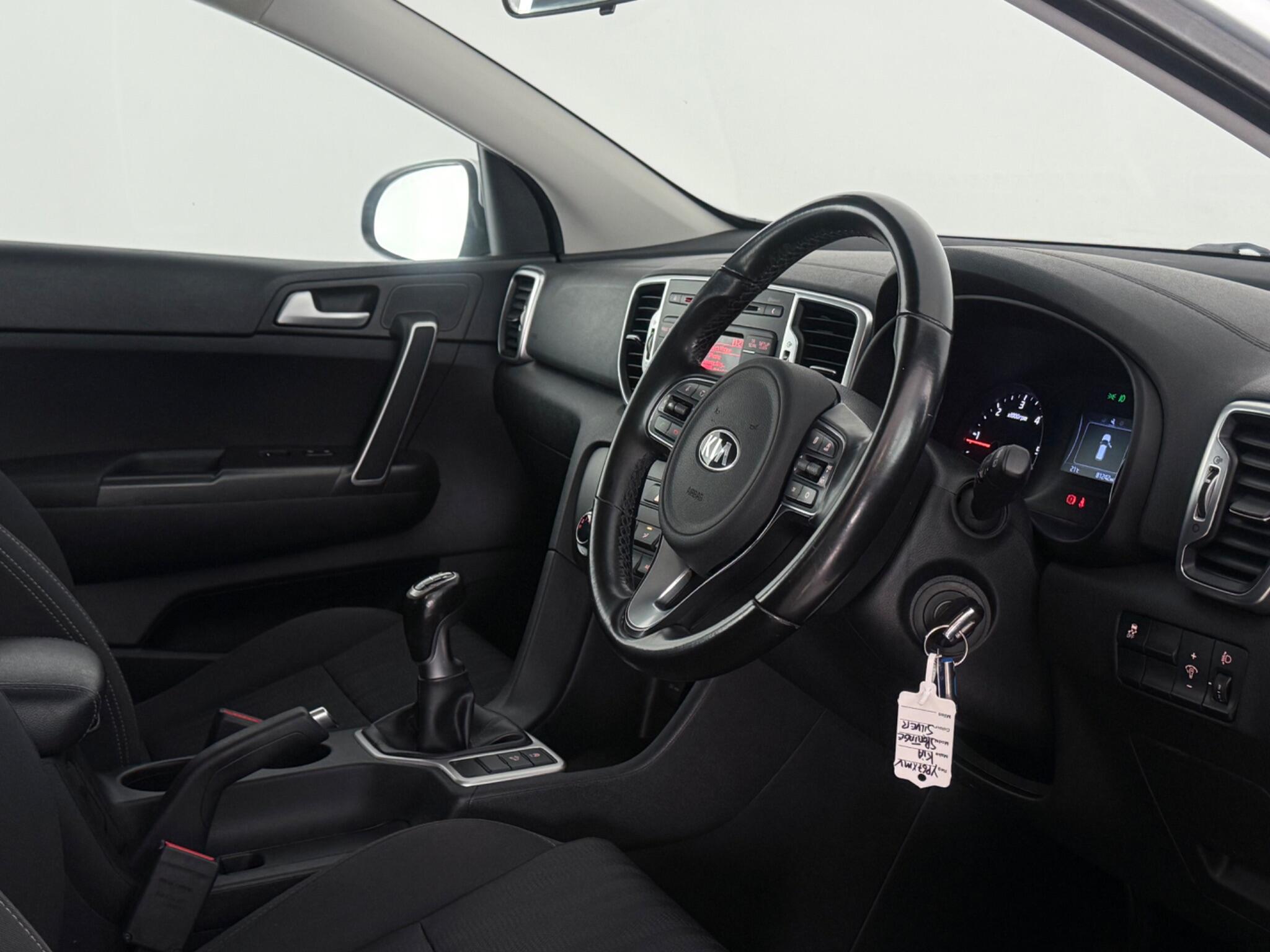 Kia Sportage view 3