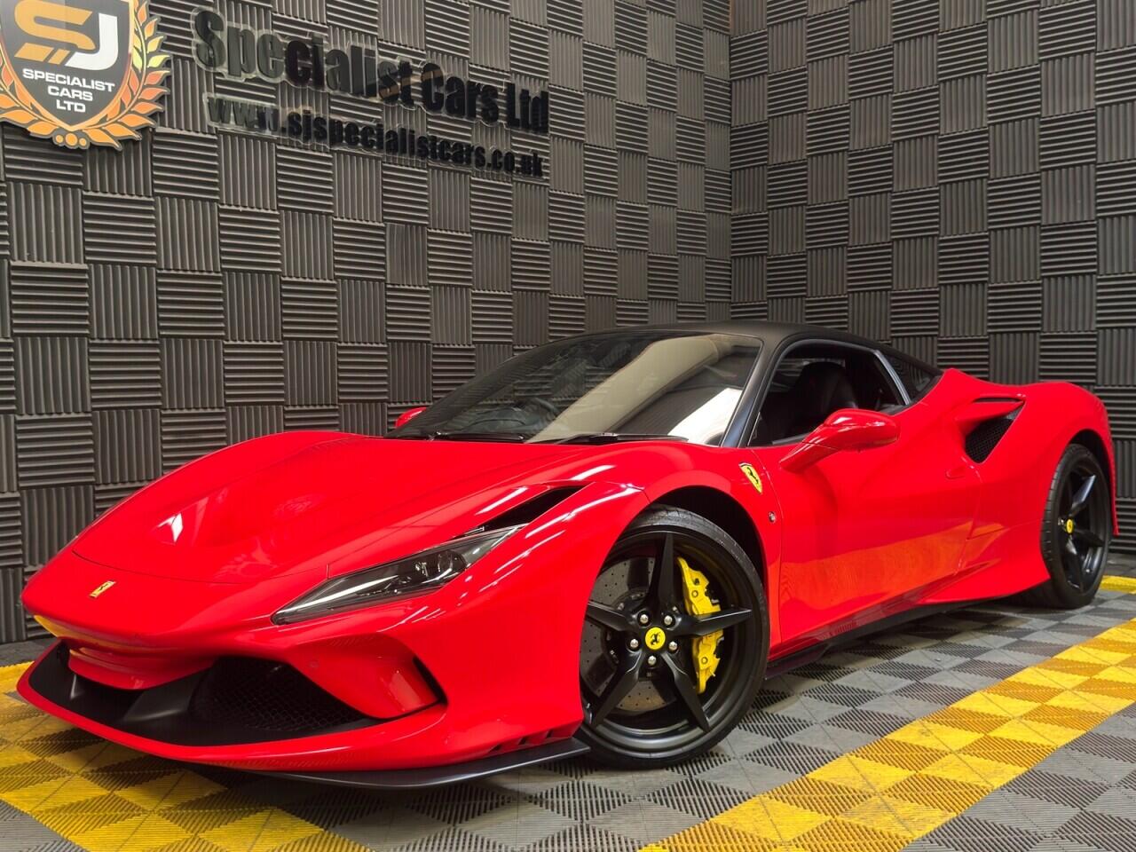 Ferrari F8 Tributo view 21