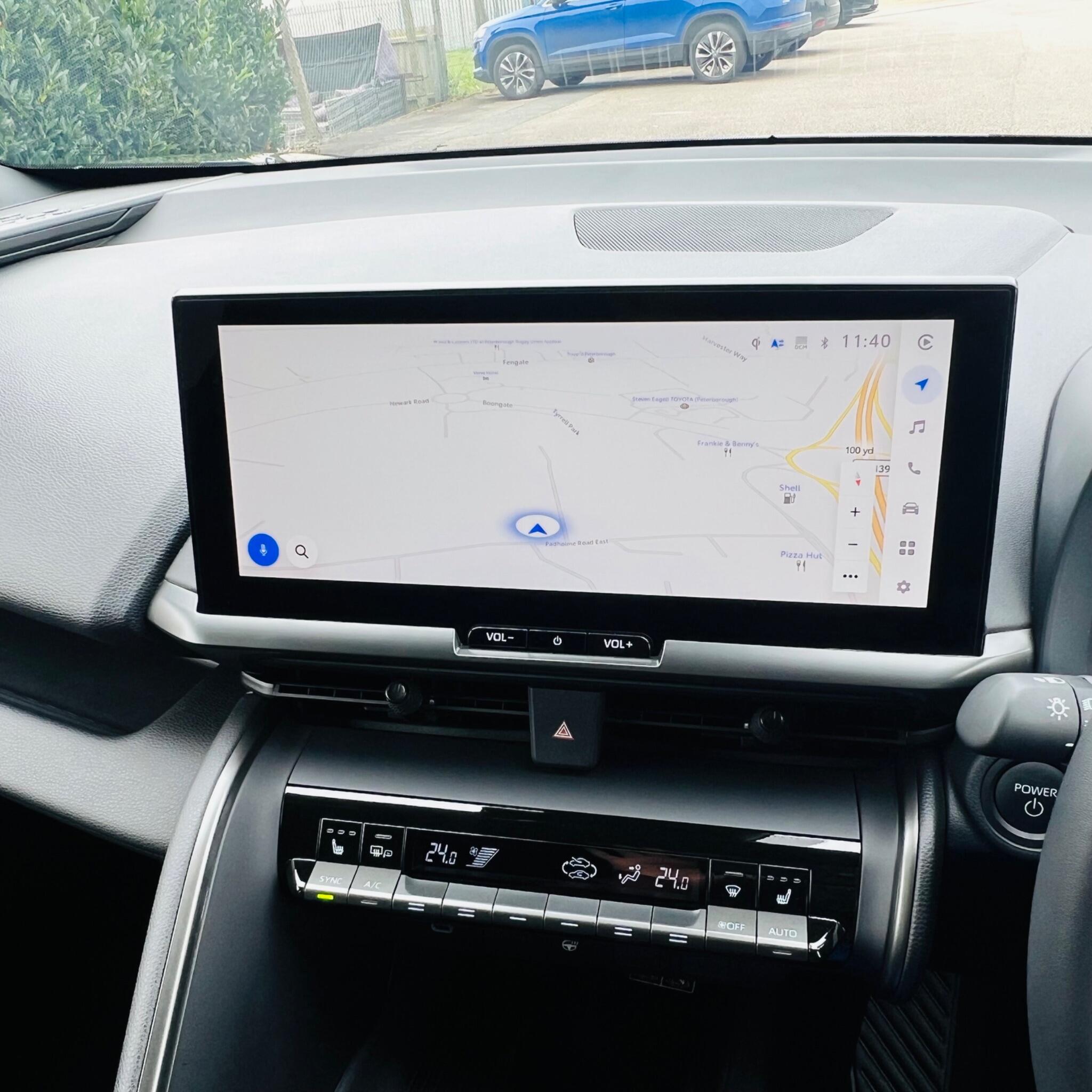 Toyota C-HR view 31