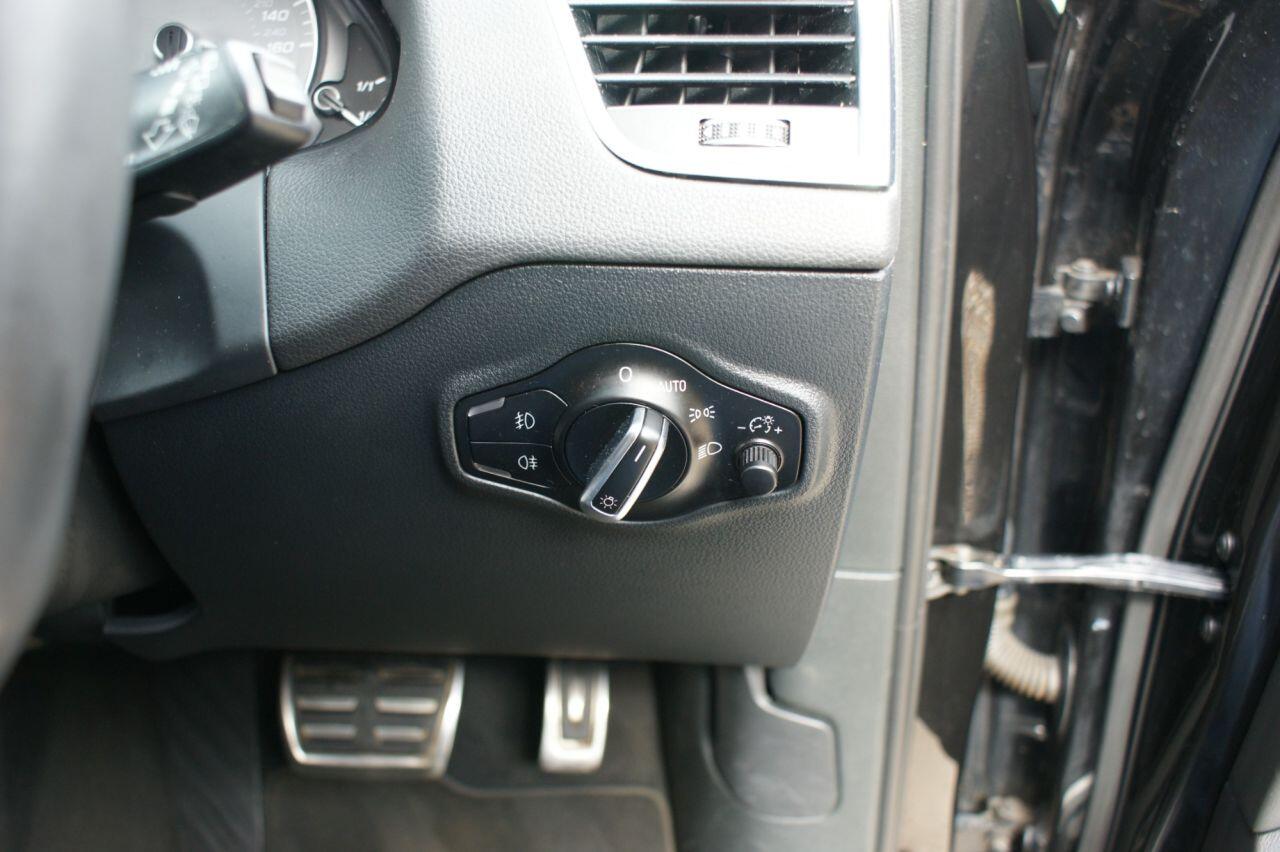 Audi SQ5 view 43