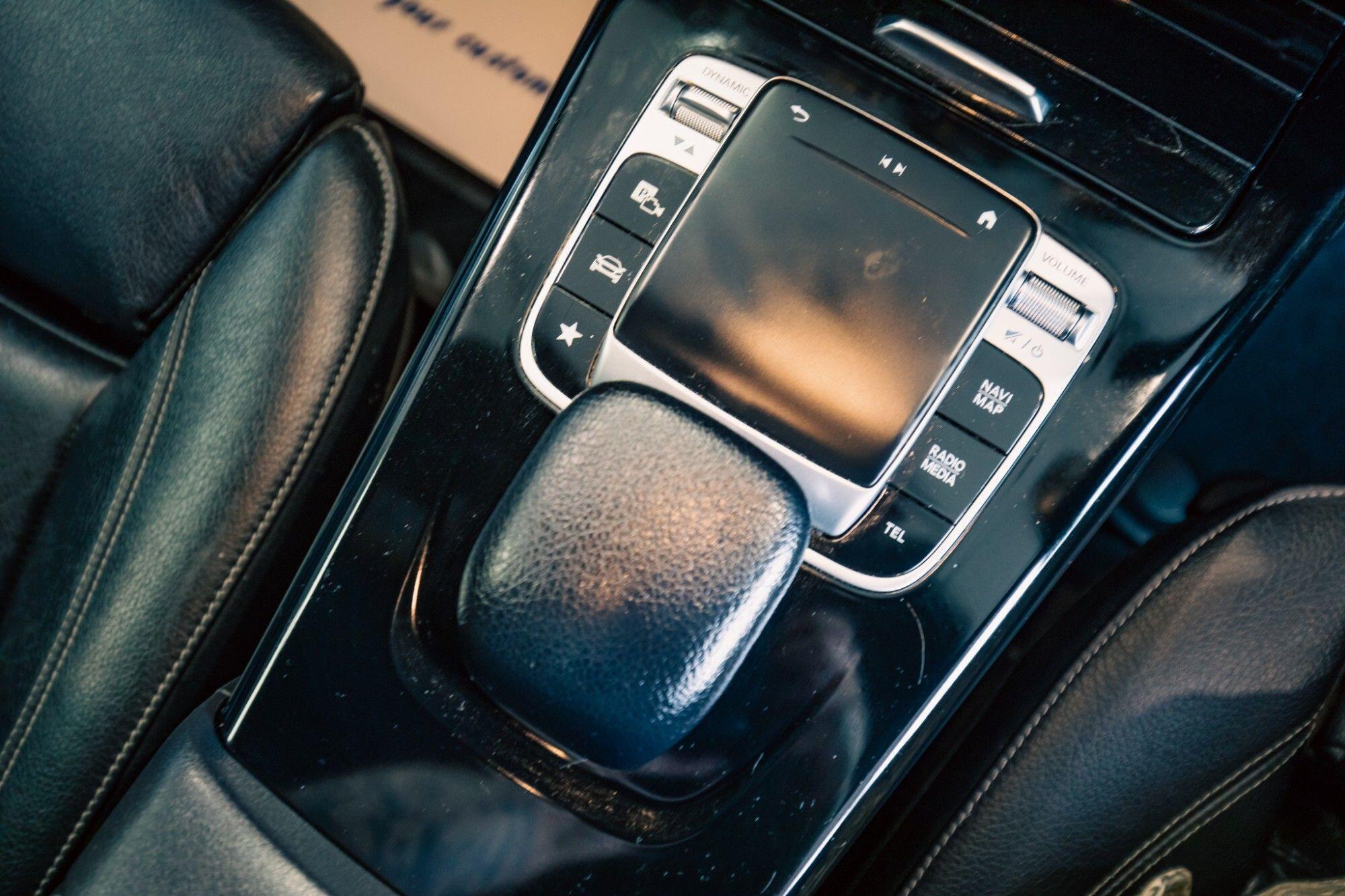 Mercedes-Benz Cla view 18
