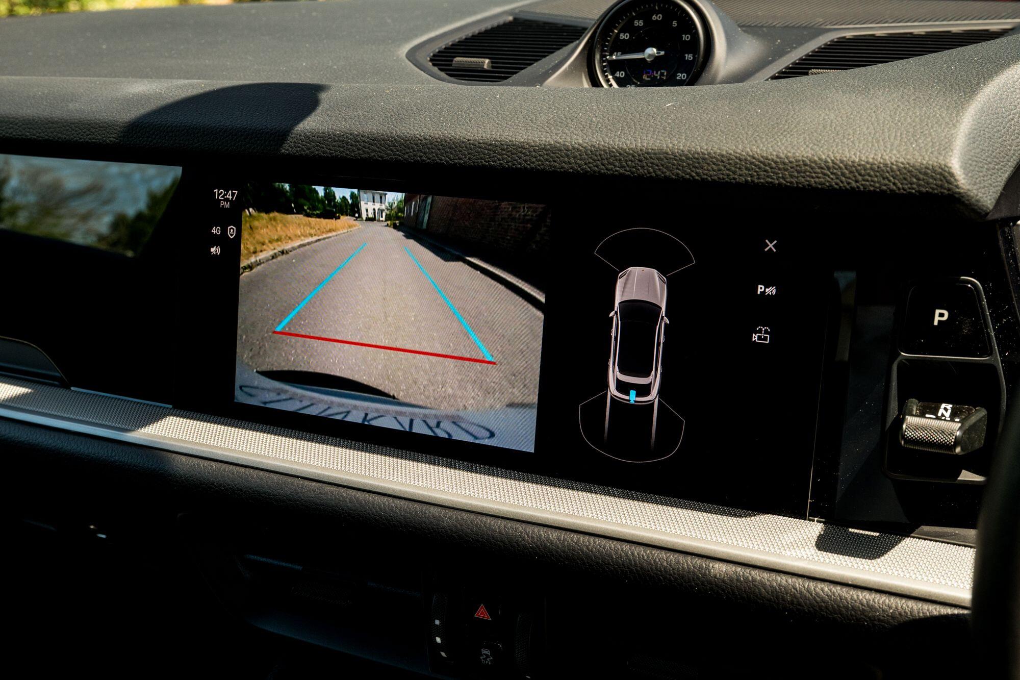 Porsche Cayenne view 47