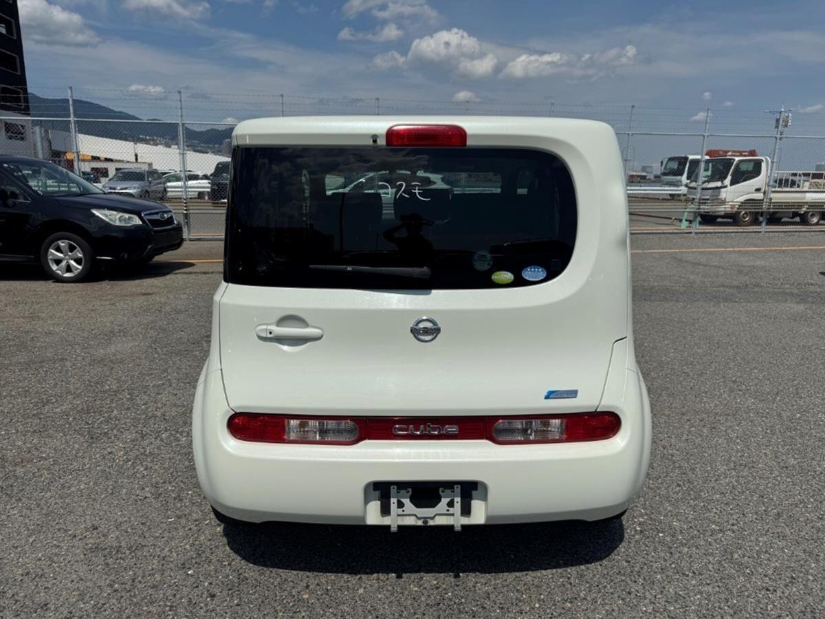 Nissan Cube view 7