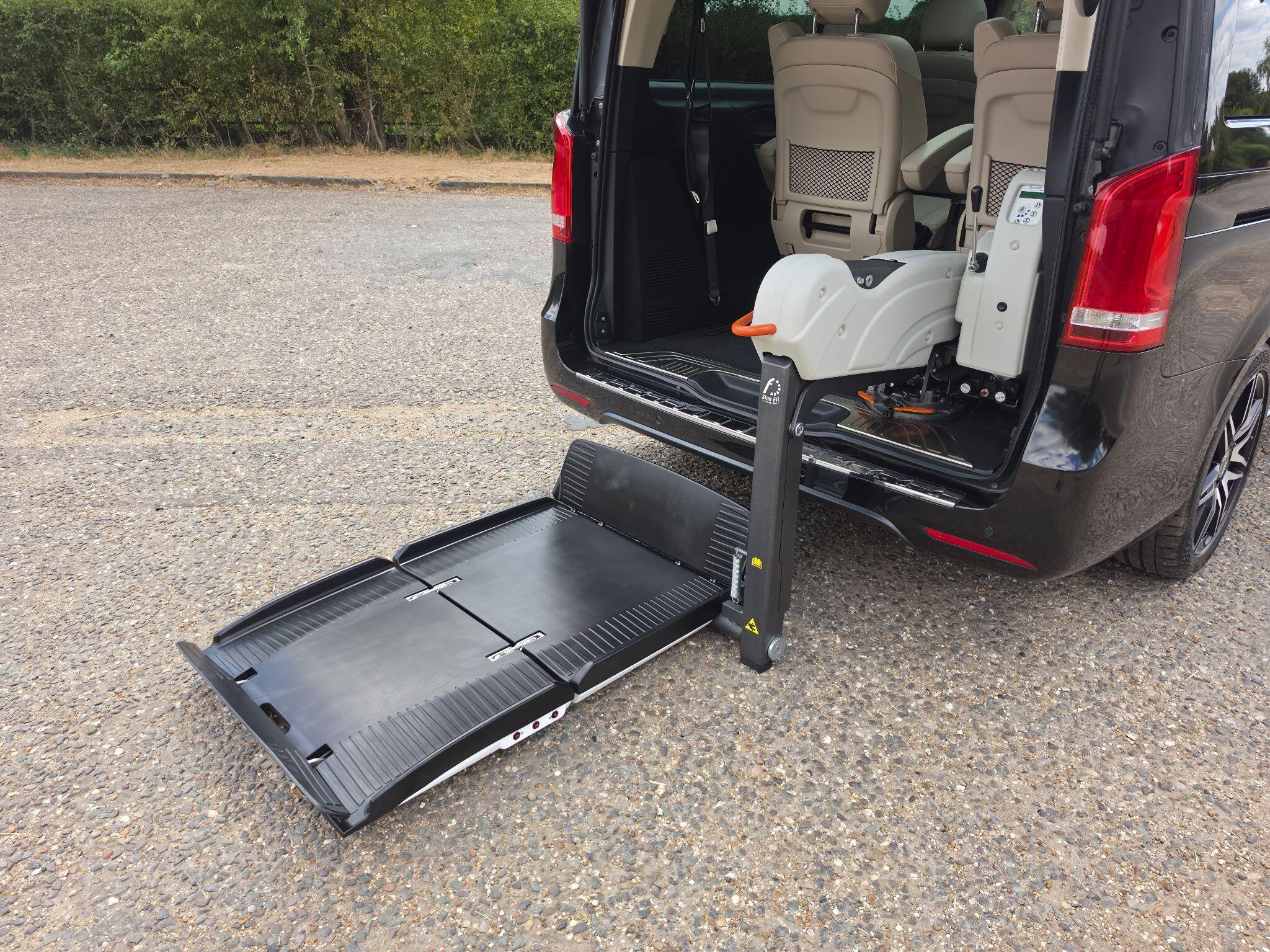 Mercedes-Benz V Class view 12