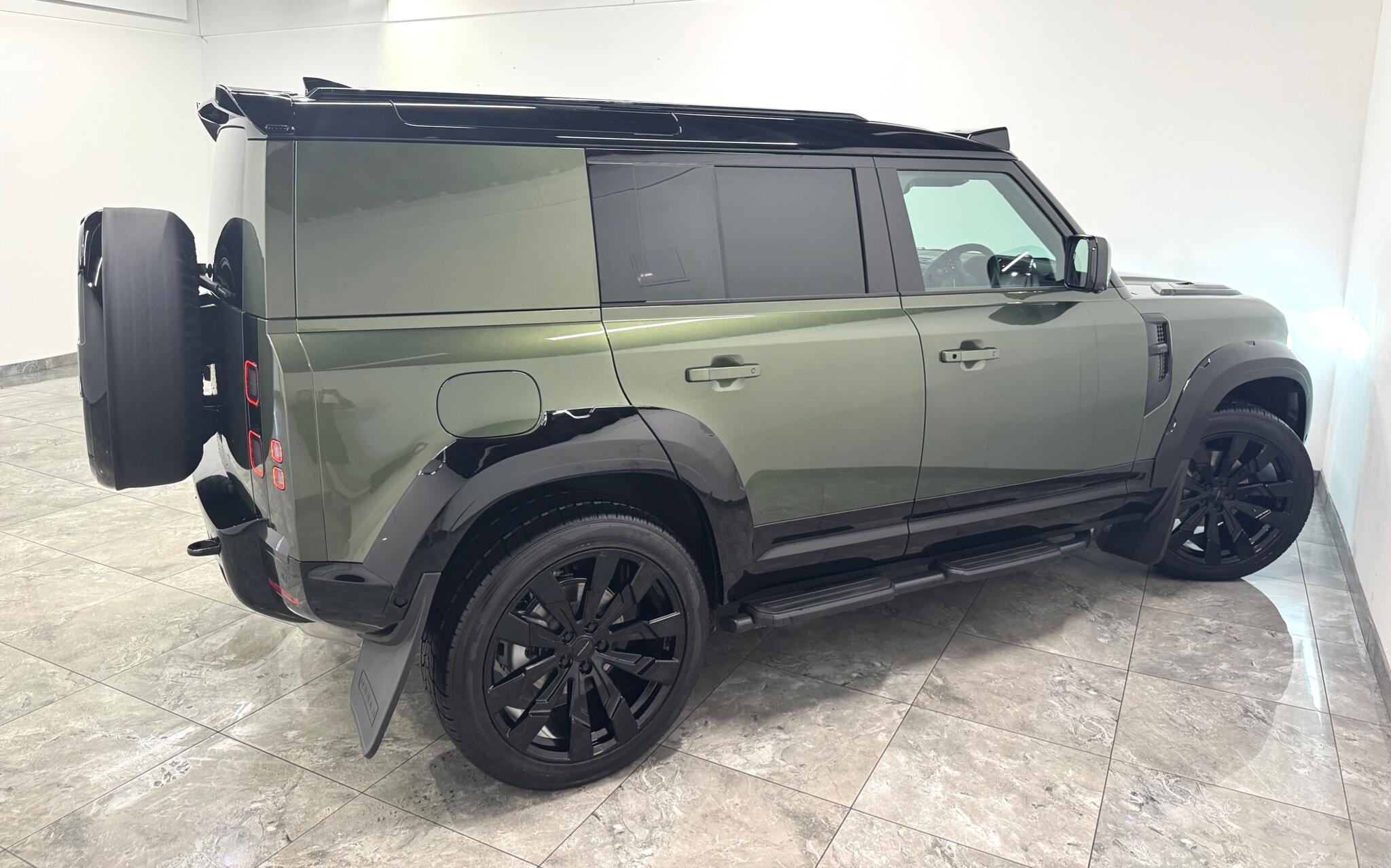 Land Rover Defender view 11