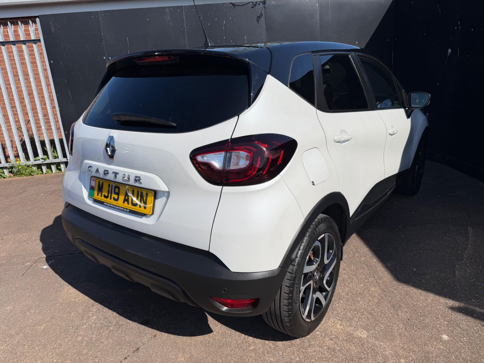 Renault Captur view 13