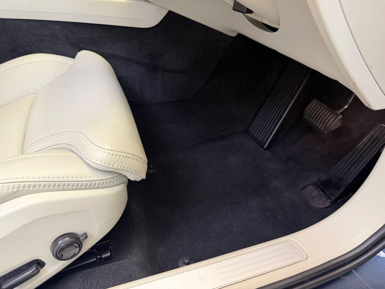 Volvo V60 view 22