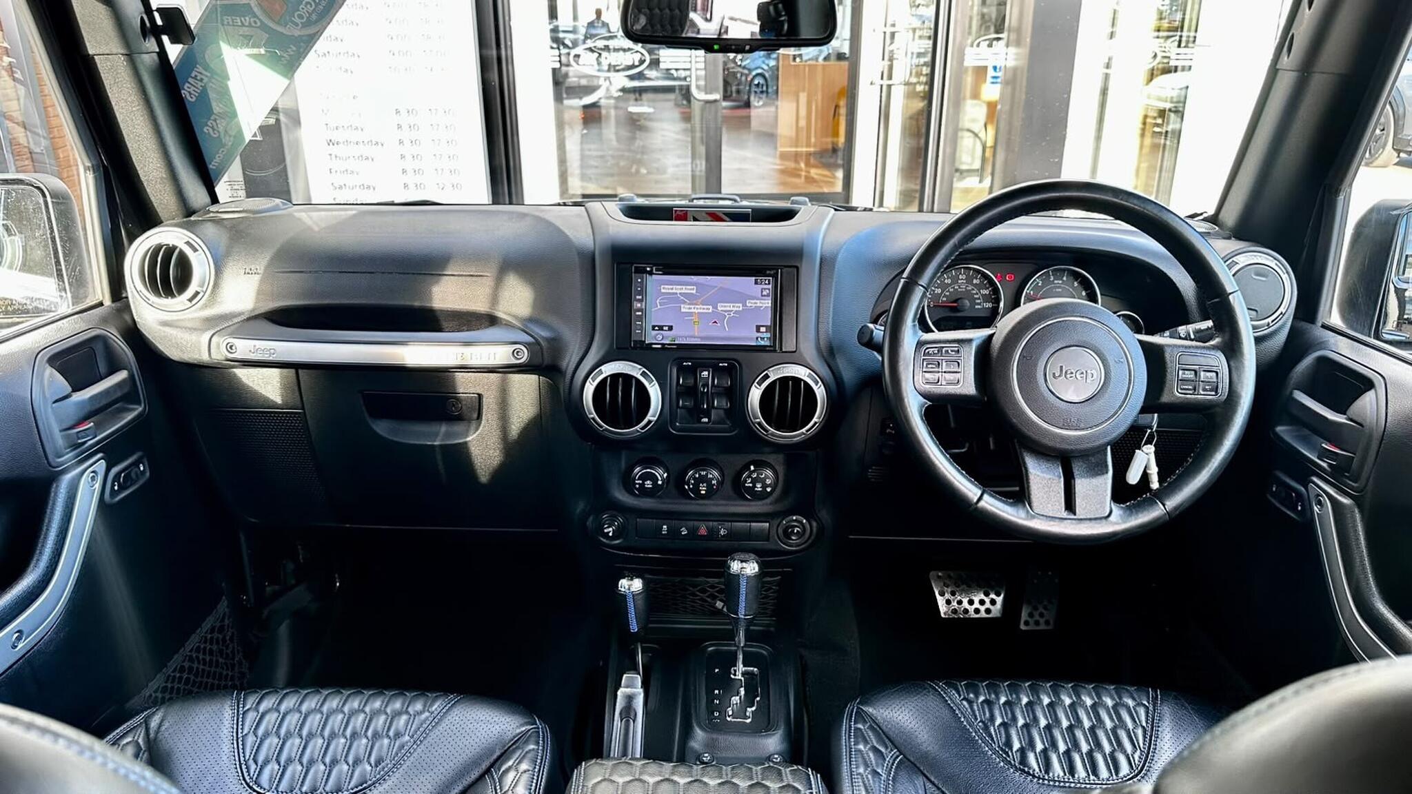 Jeep Wrangler view 39