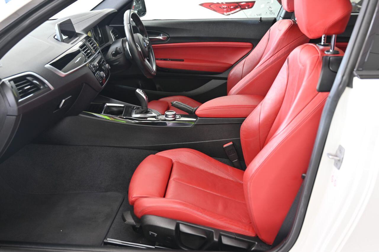 BMW 2 Series view 14