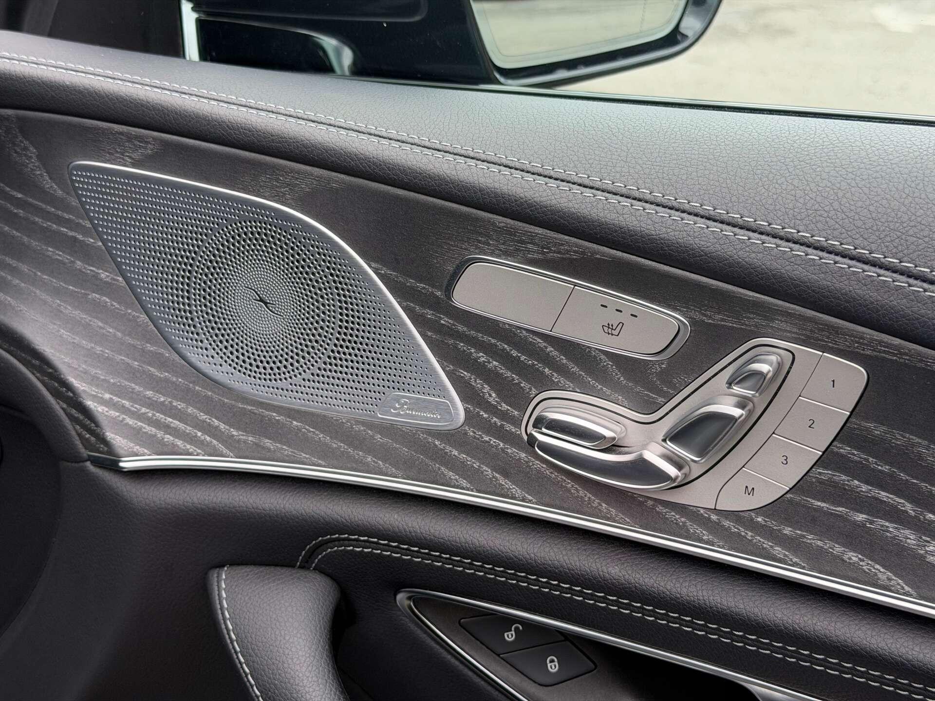 Mercedes-Benz CLS view 38