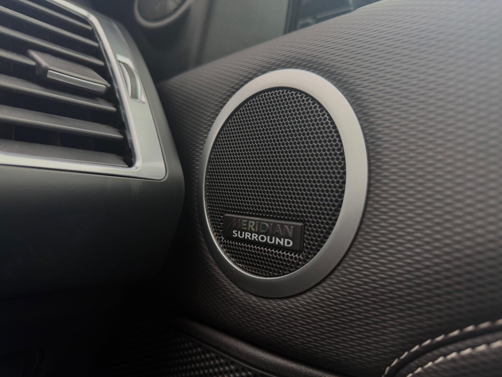 Land Rover Discovery 3 view 65