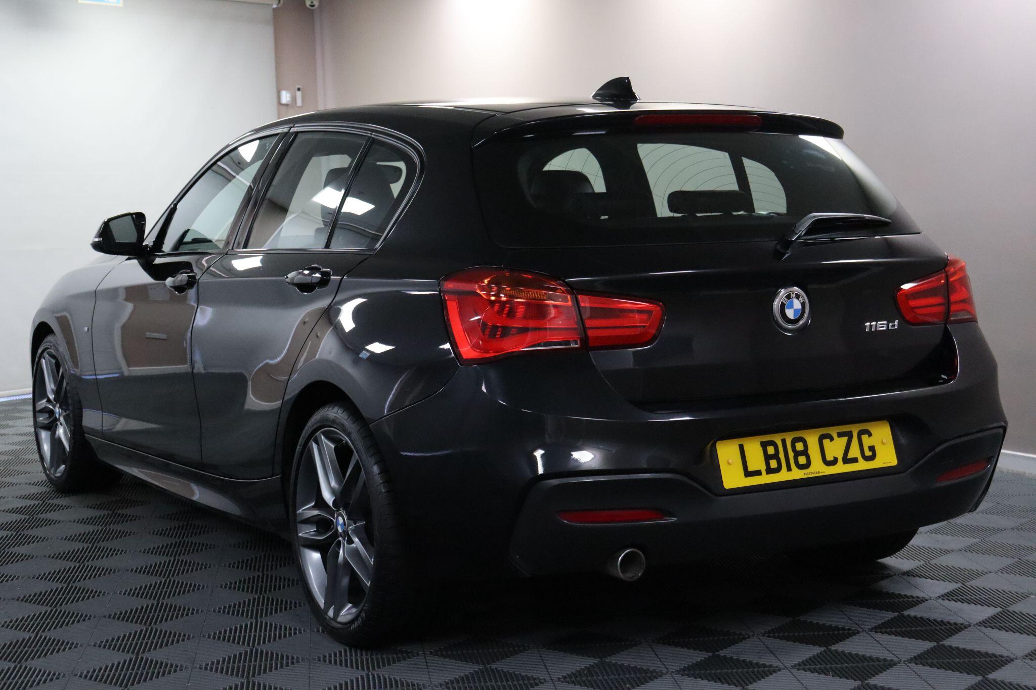 BMW 1 Series view 10