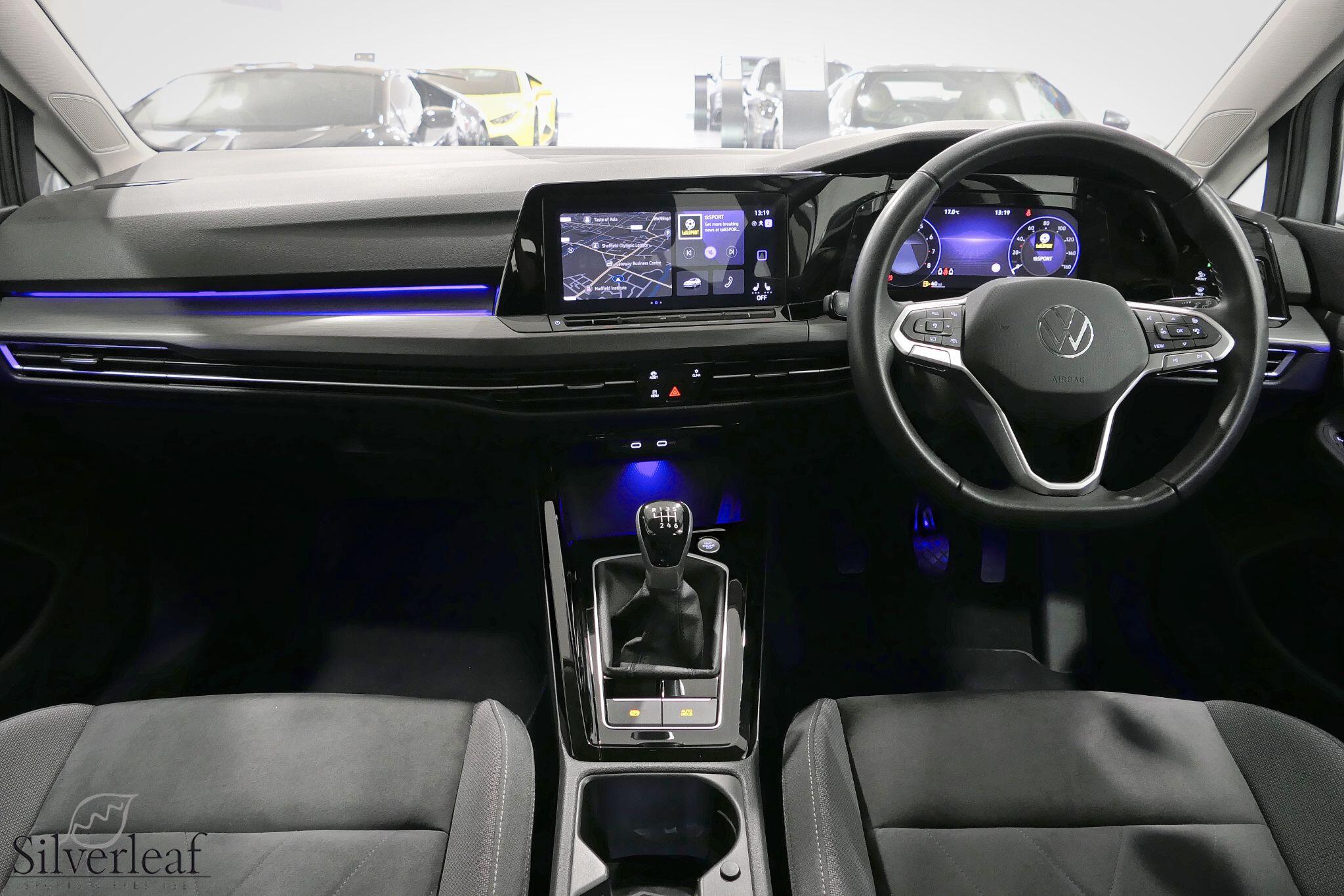 Volkswagen Golf view 12