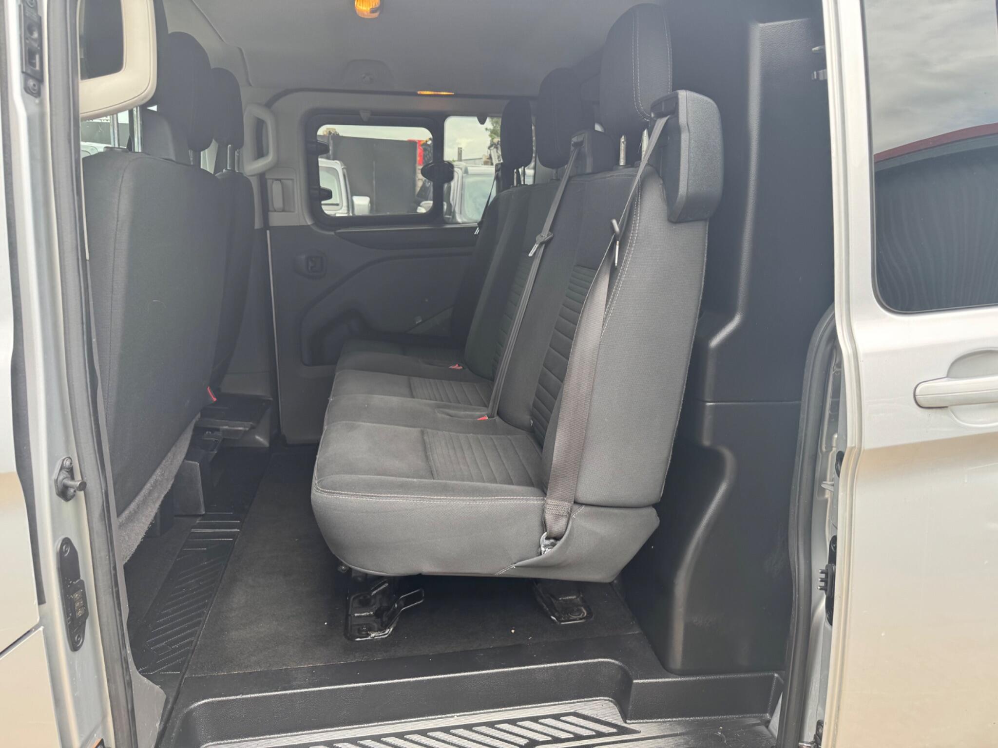 Ford Transit Custom view 45