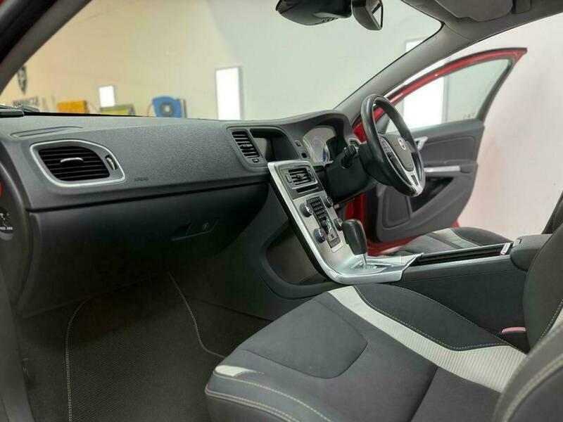2011 Volvo V60 image 22
