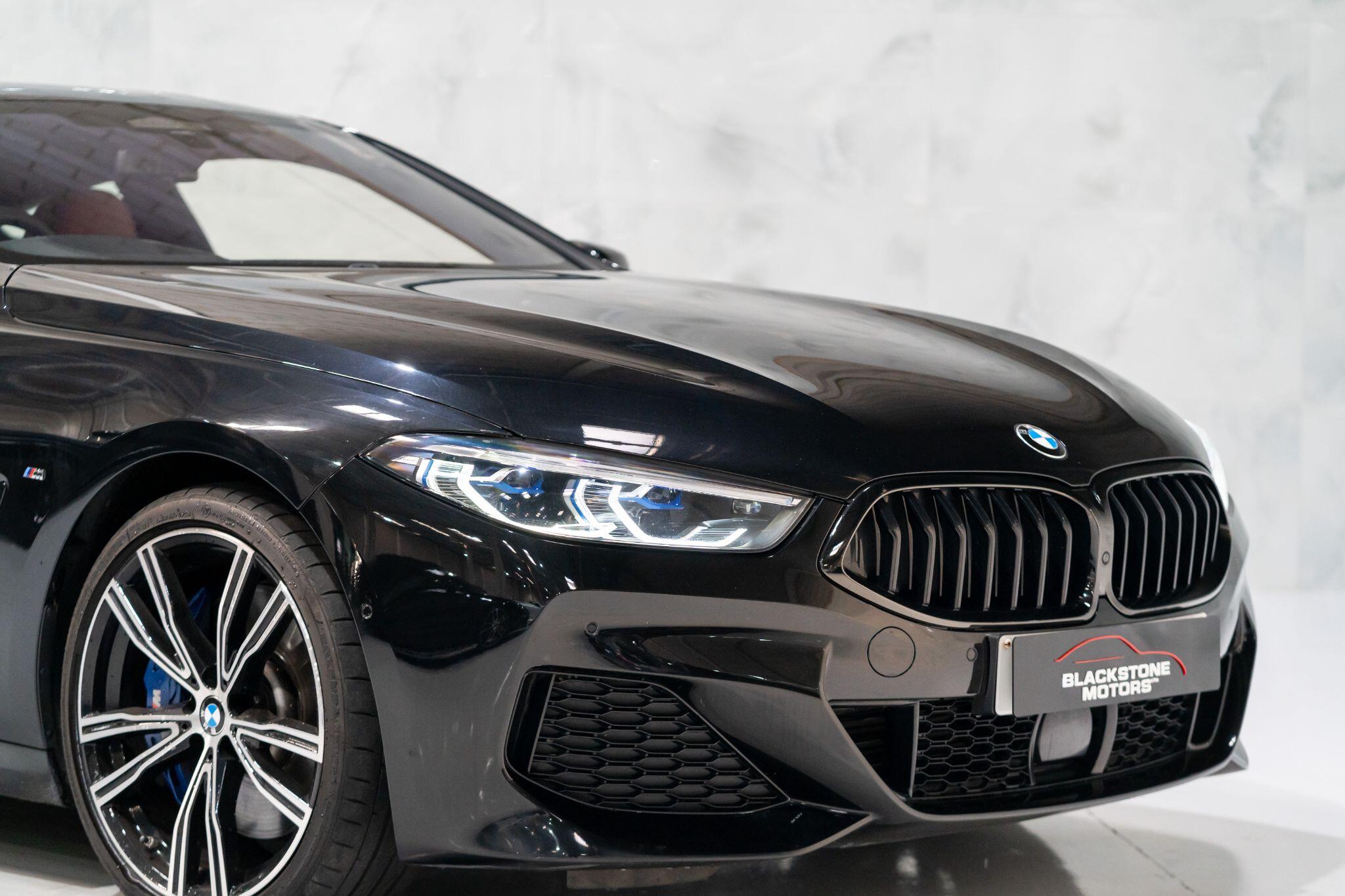 BMW 8 Series view 11