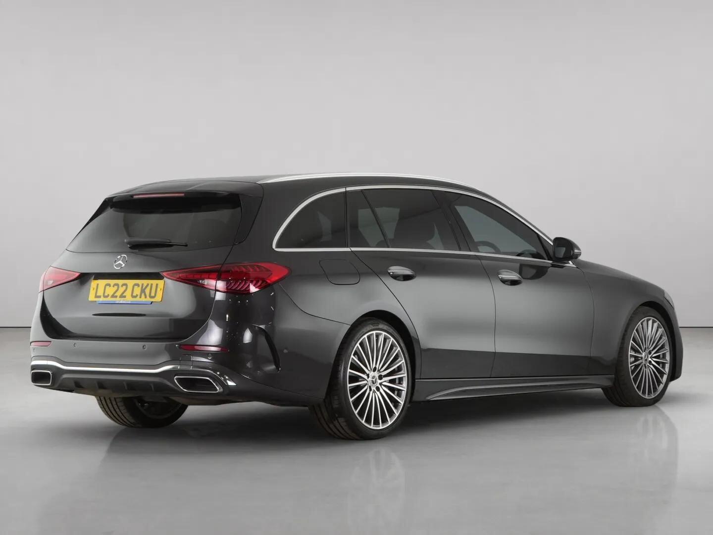 Mercedes-Benz C-Class view 12