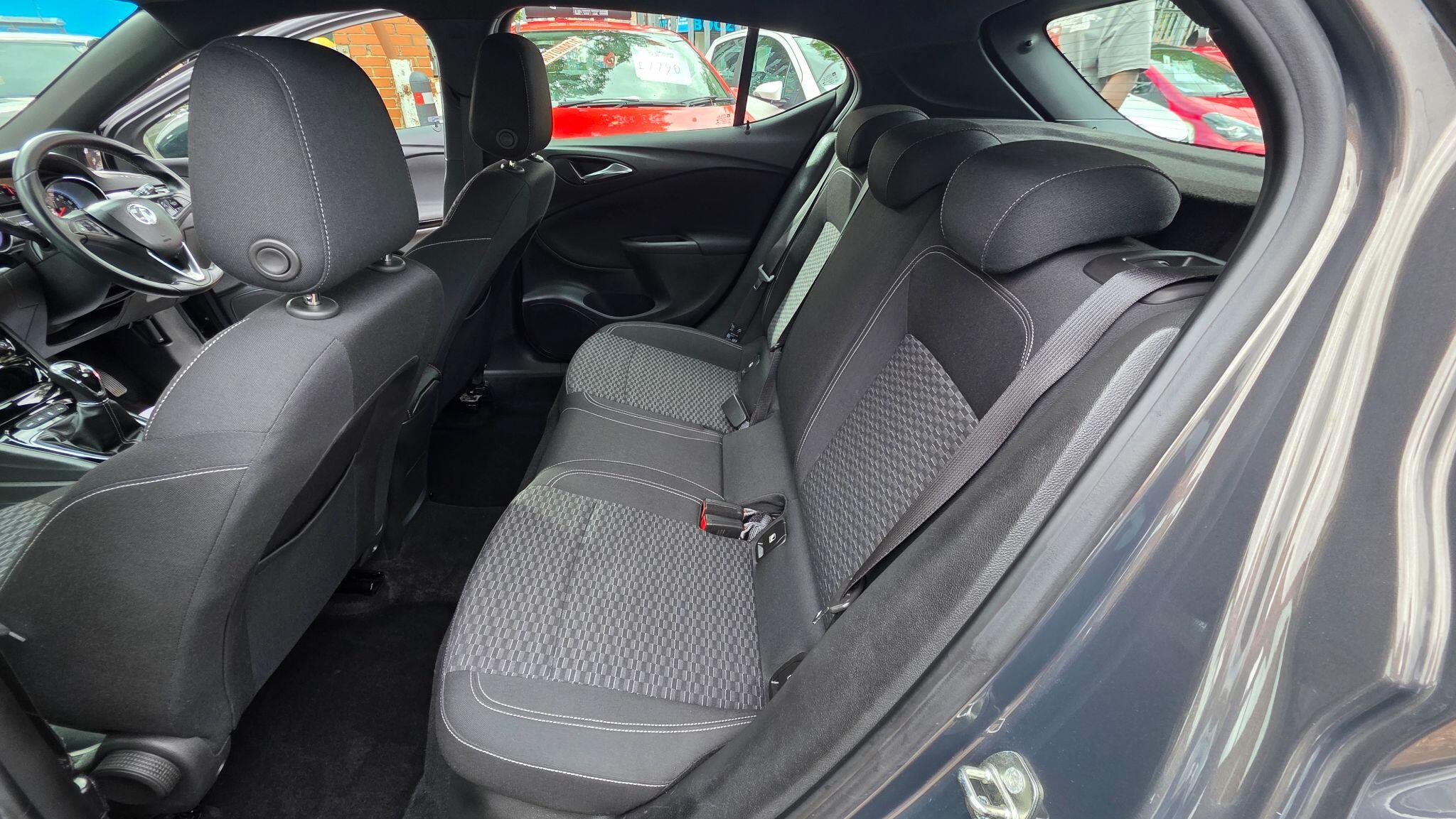 Vauxhall Astra view 26