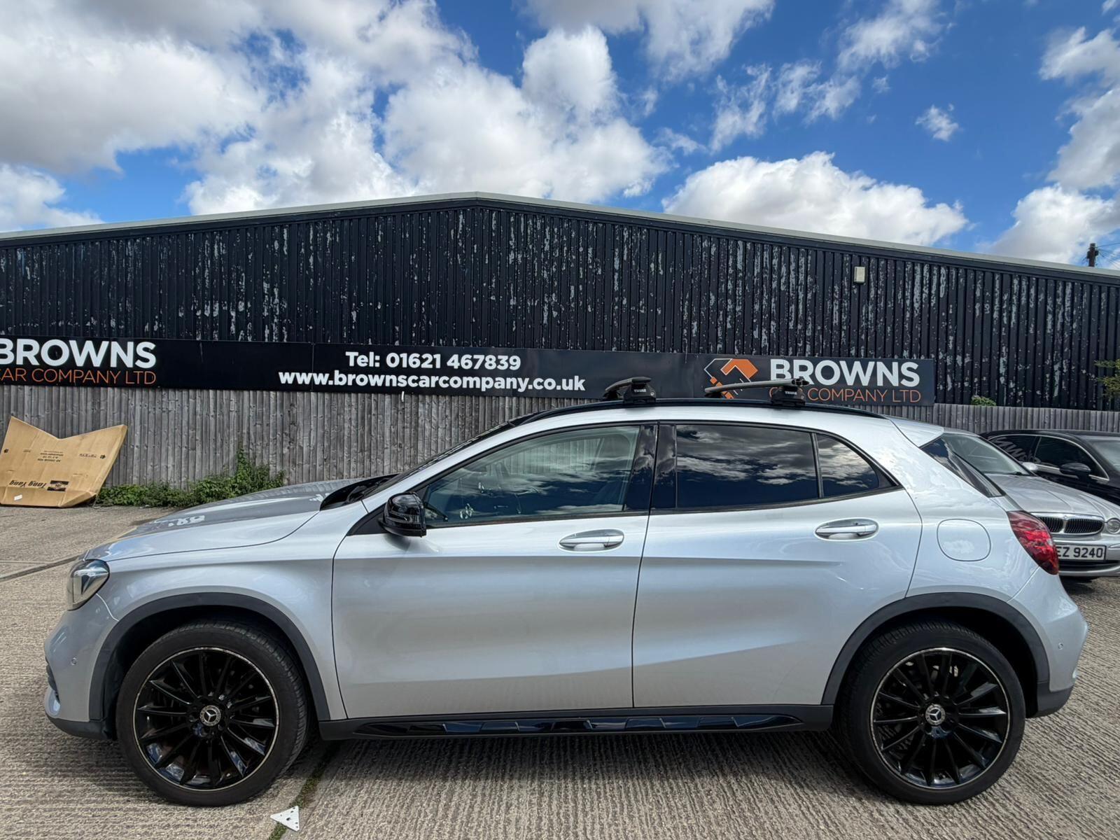 Mercedes-Benz Gla view 6
