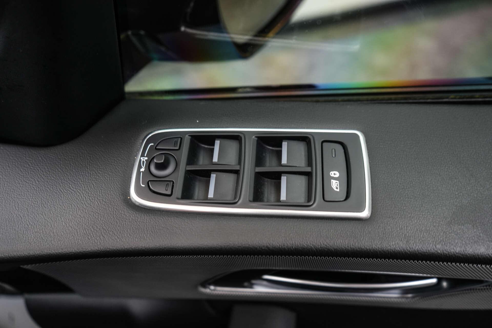 Jaguar F-Pace view 25