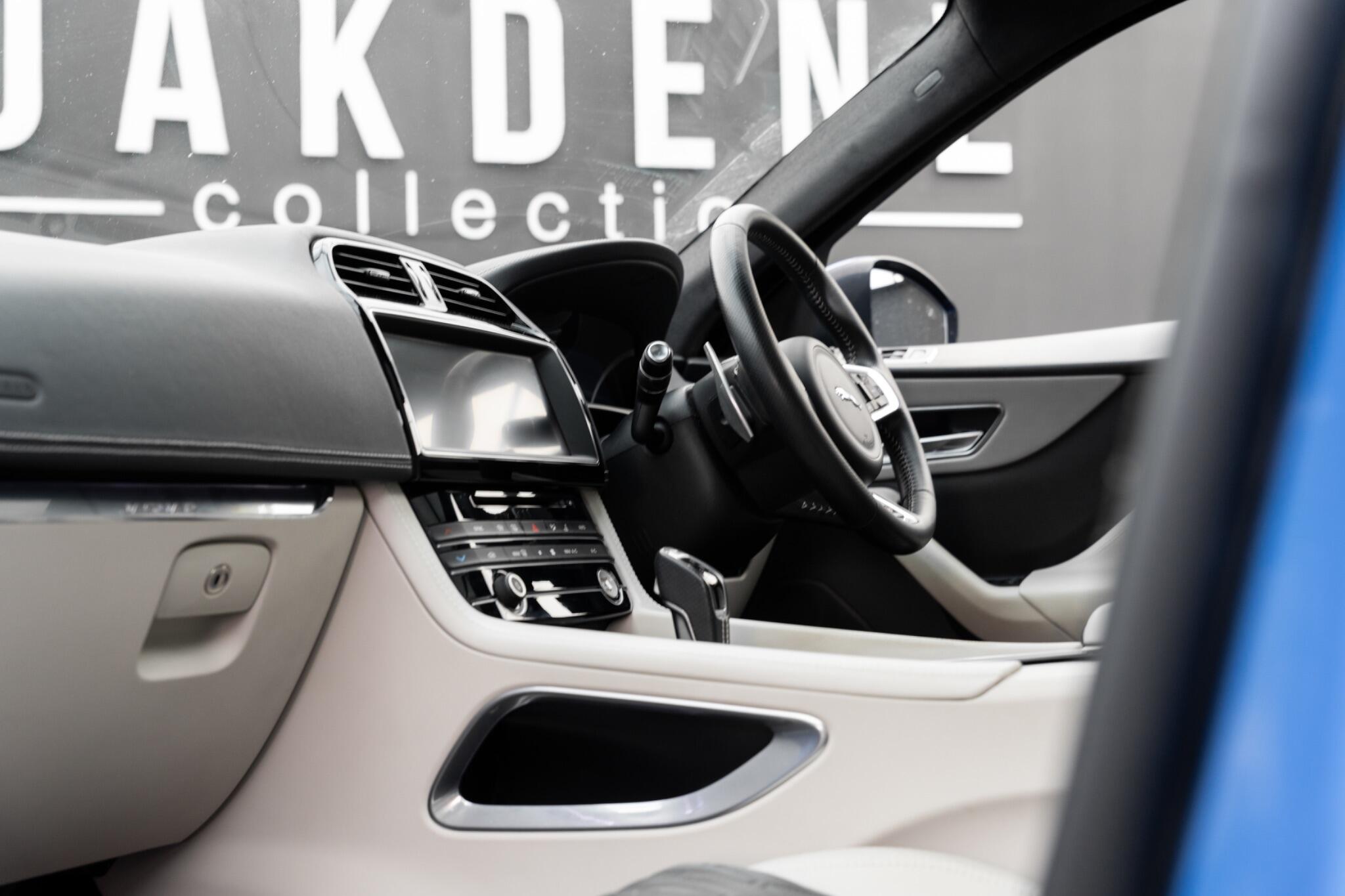 Jaguar F-Pace view 45