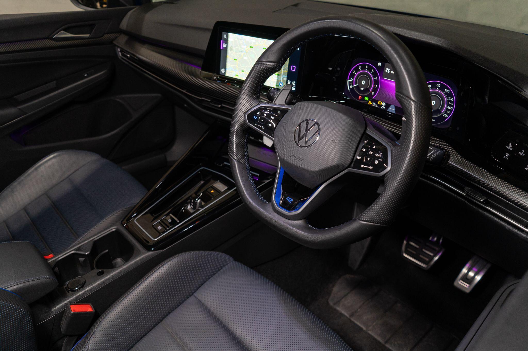 Volkswagen Golf view 39