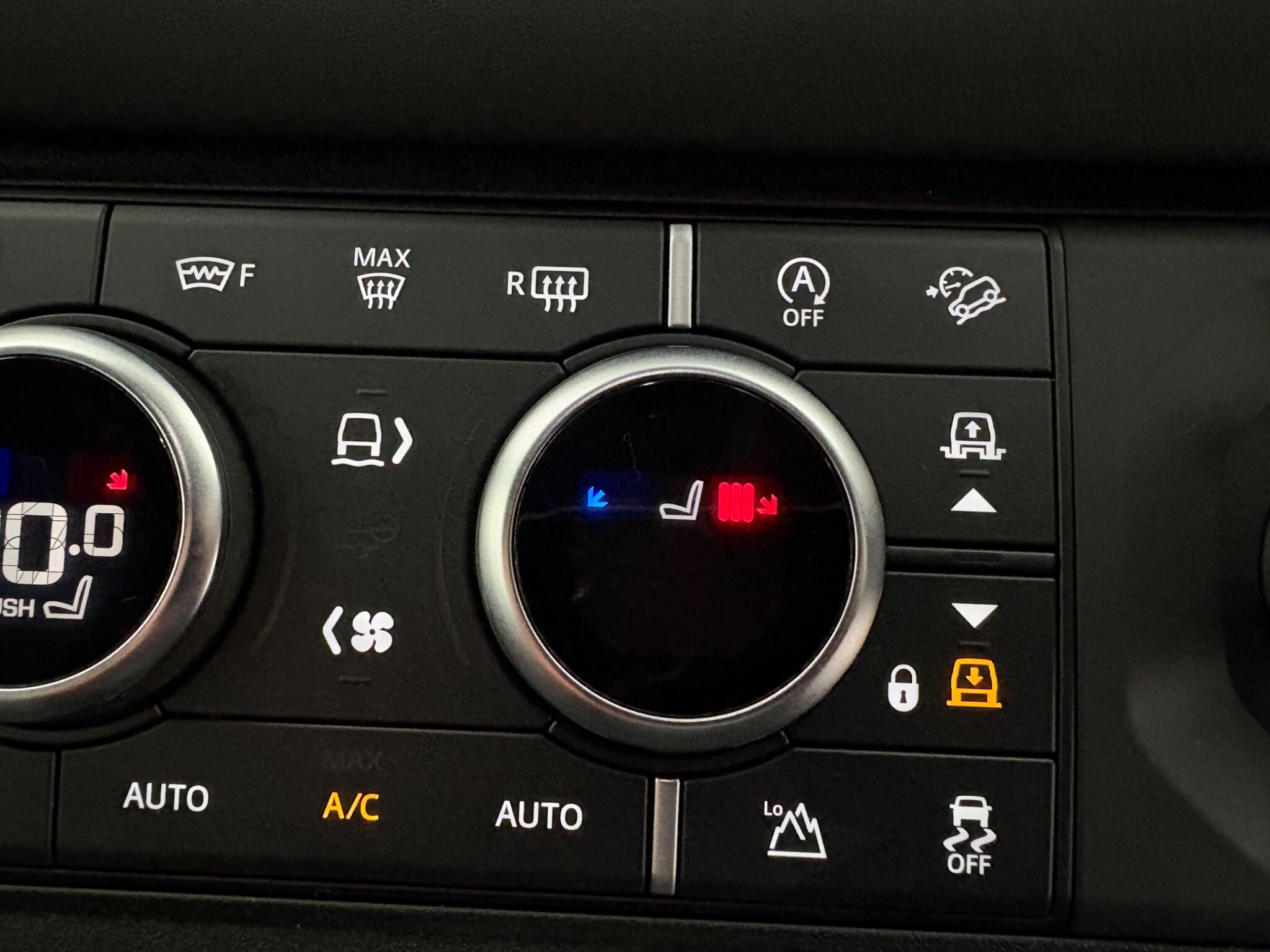 Land Rover Defender view 16