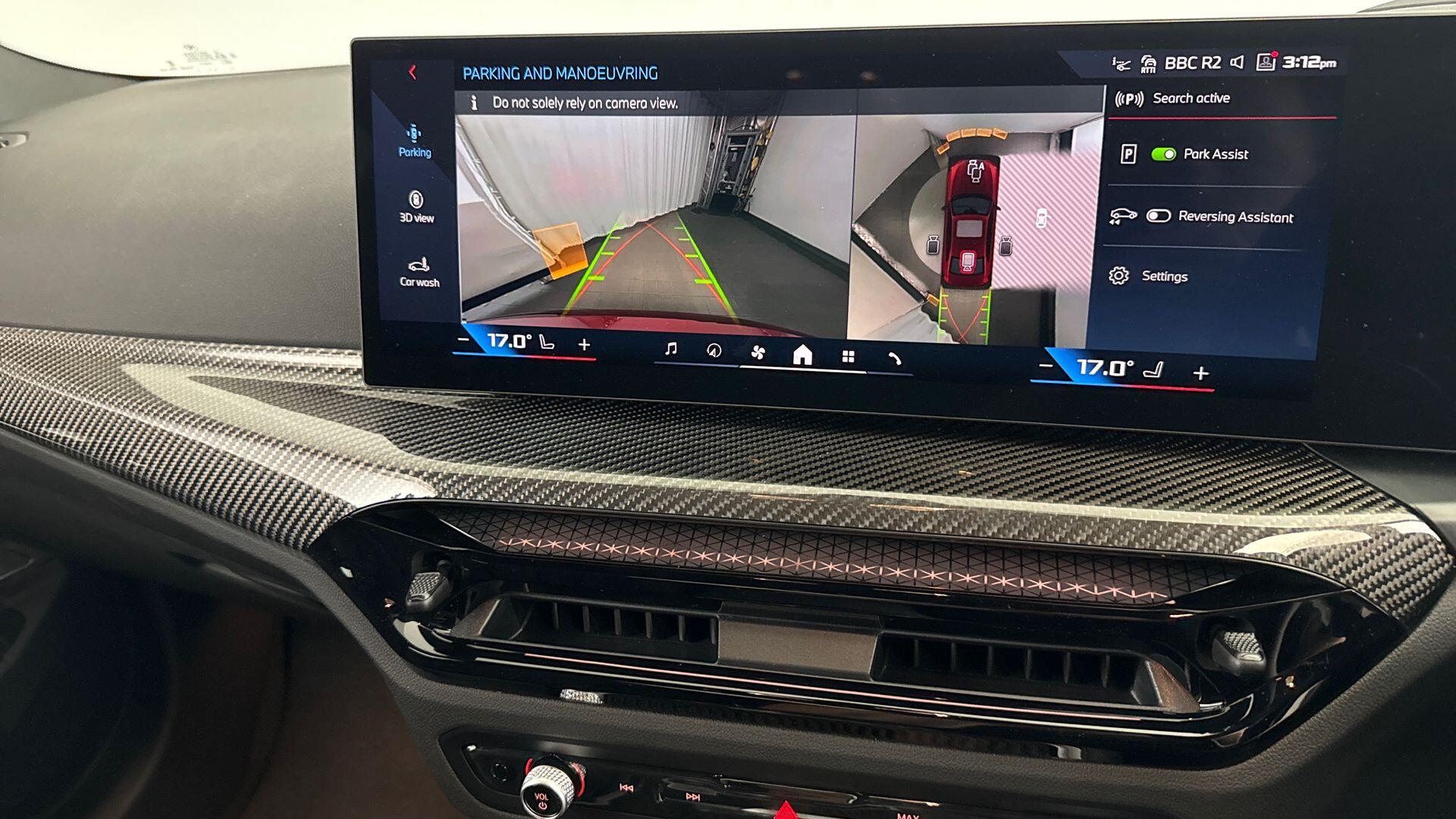 BMW 3 Series view 29