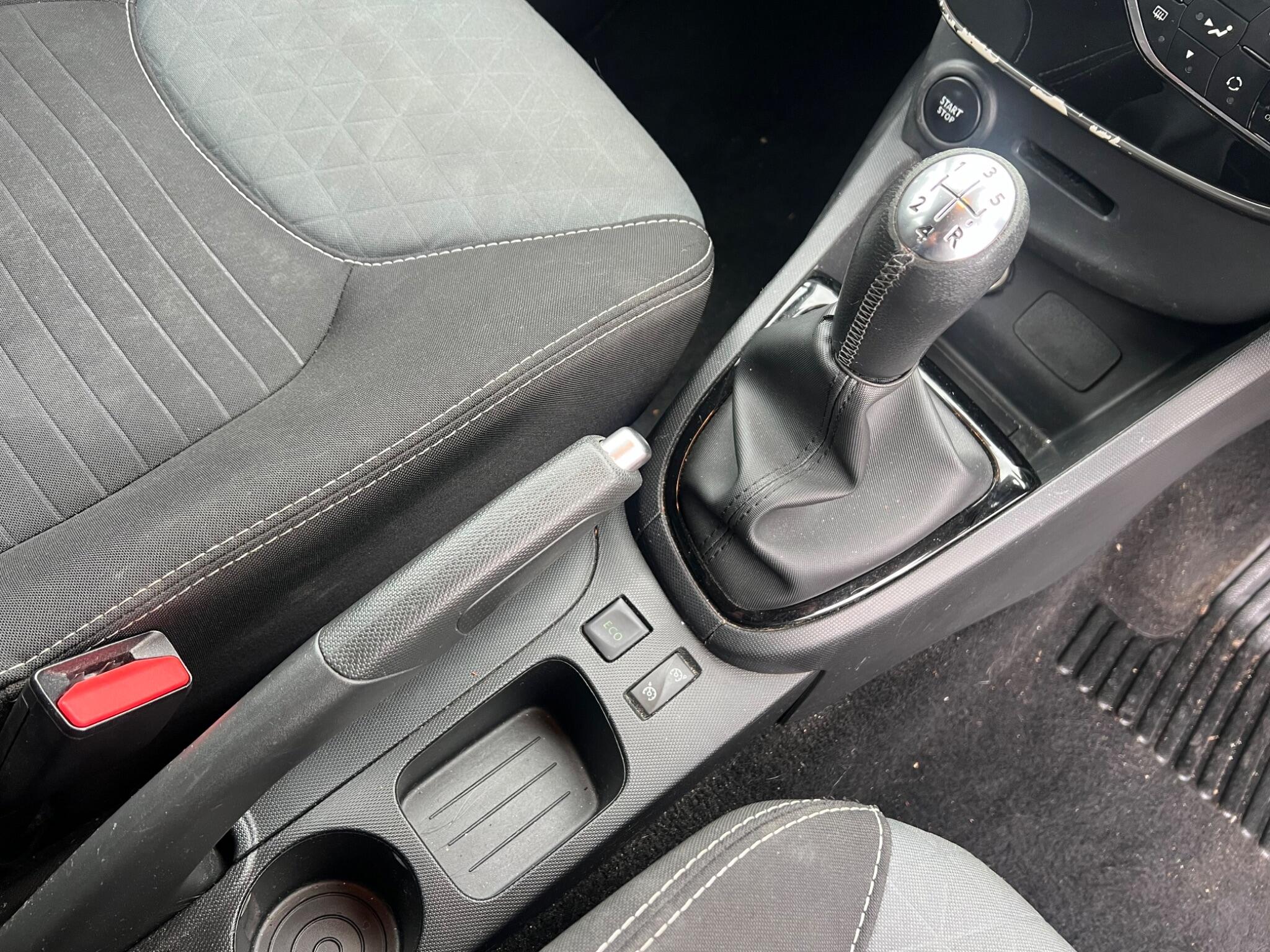 Renault Clio view 27